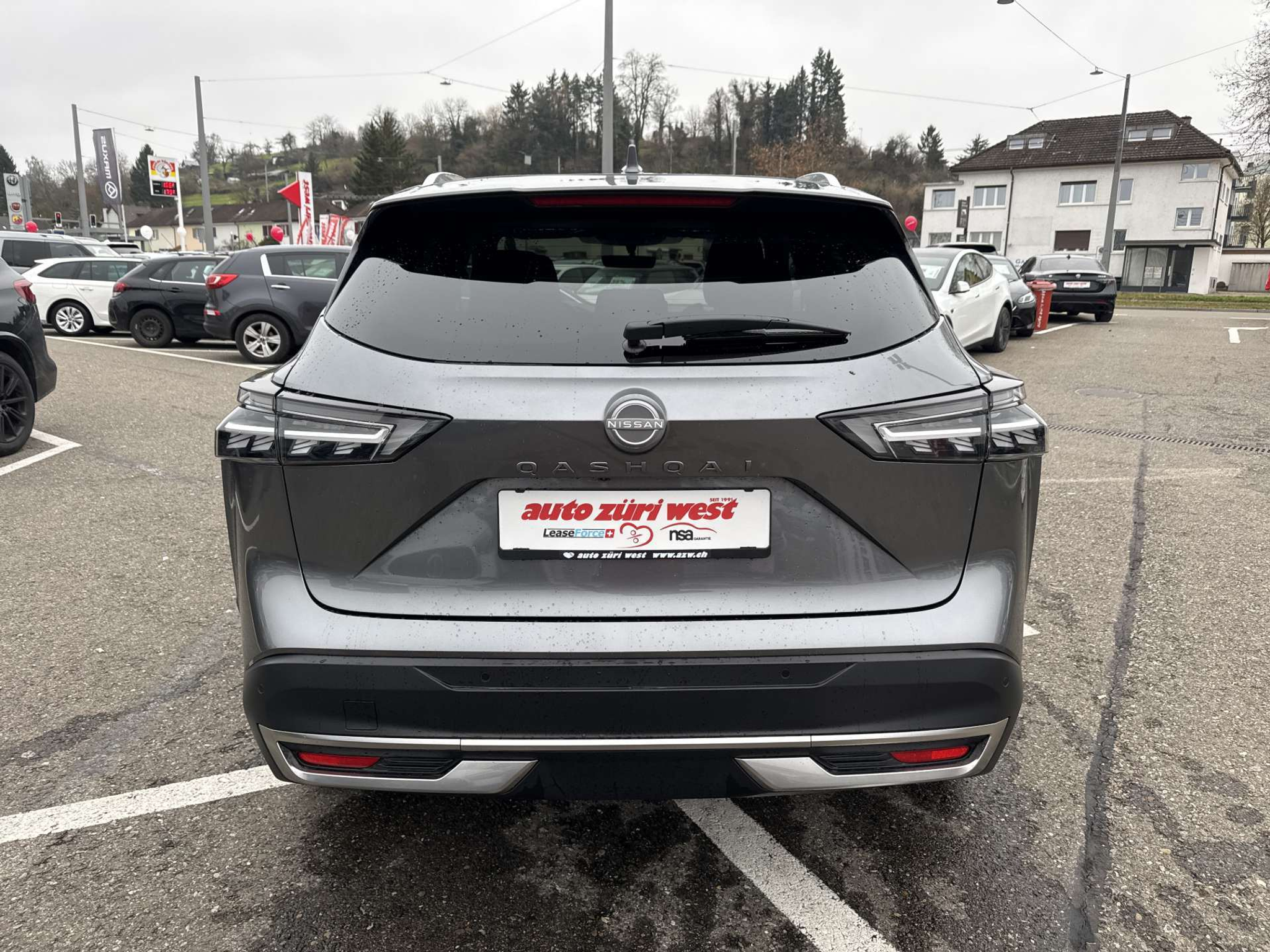 listing desktop thumbnail image 14