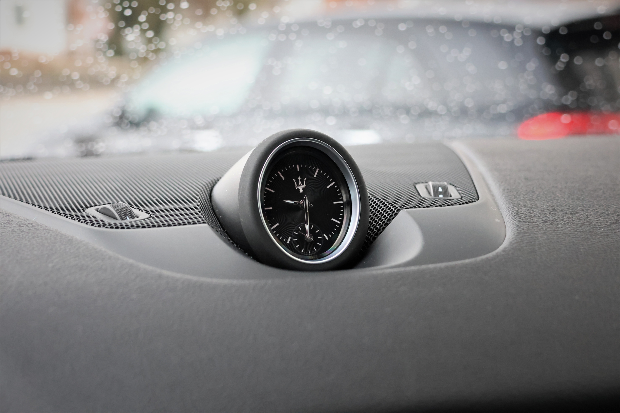 listing desktop thumbnail image 28