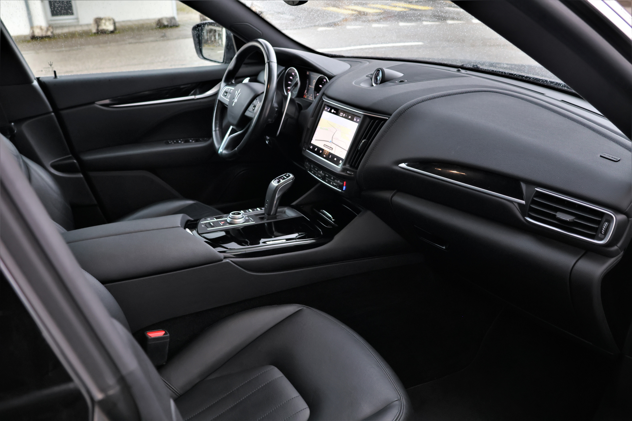 listing desktop thumbnail image 19