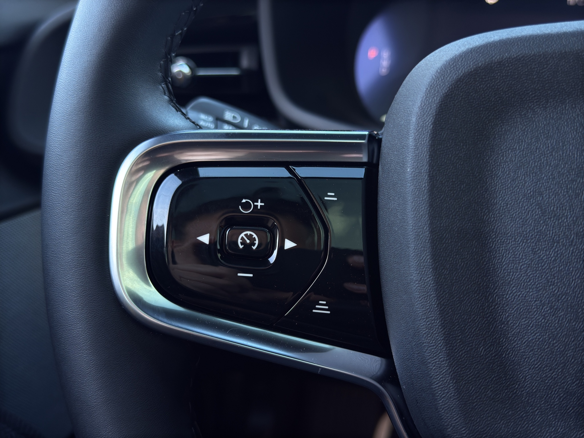 listing desktop thumbnail image 26