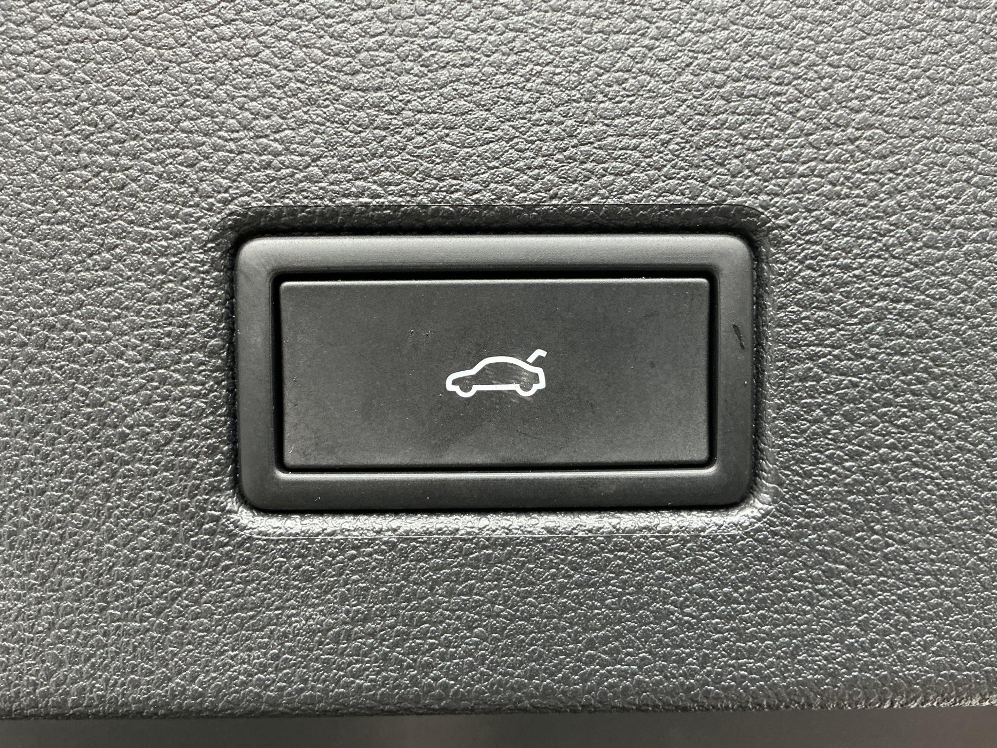 listing desktop thumbnail image 27