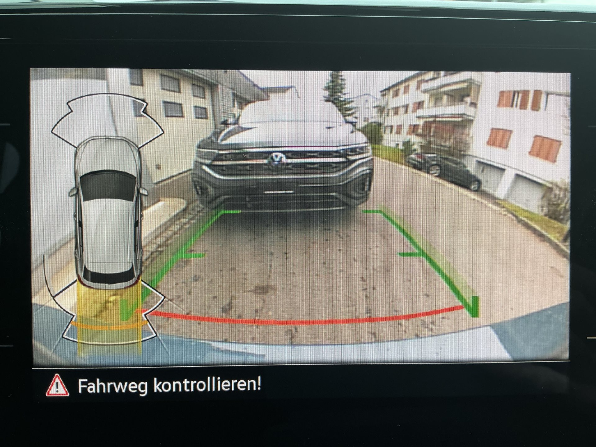 listing desktop thumbnail image 17