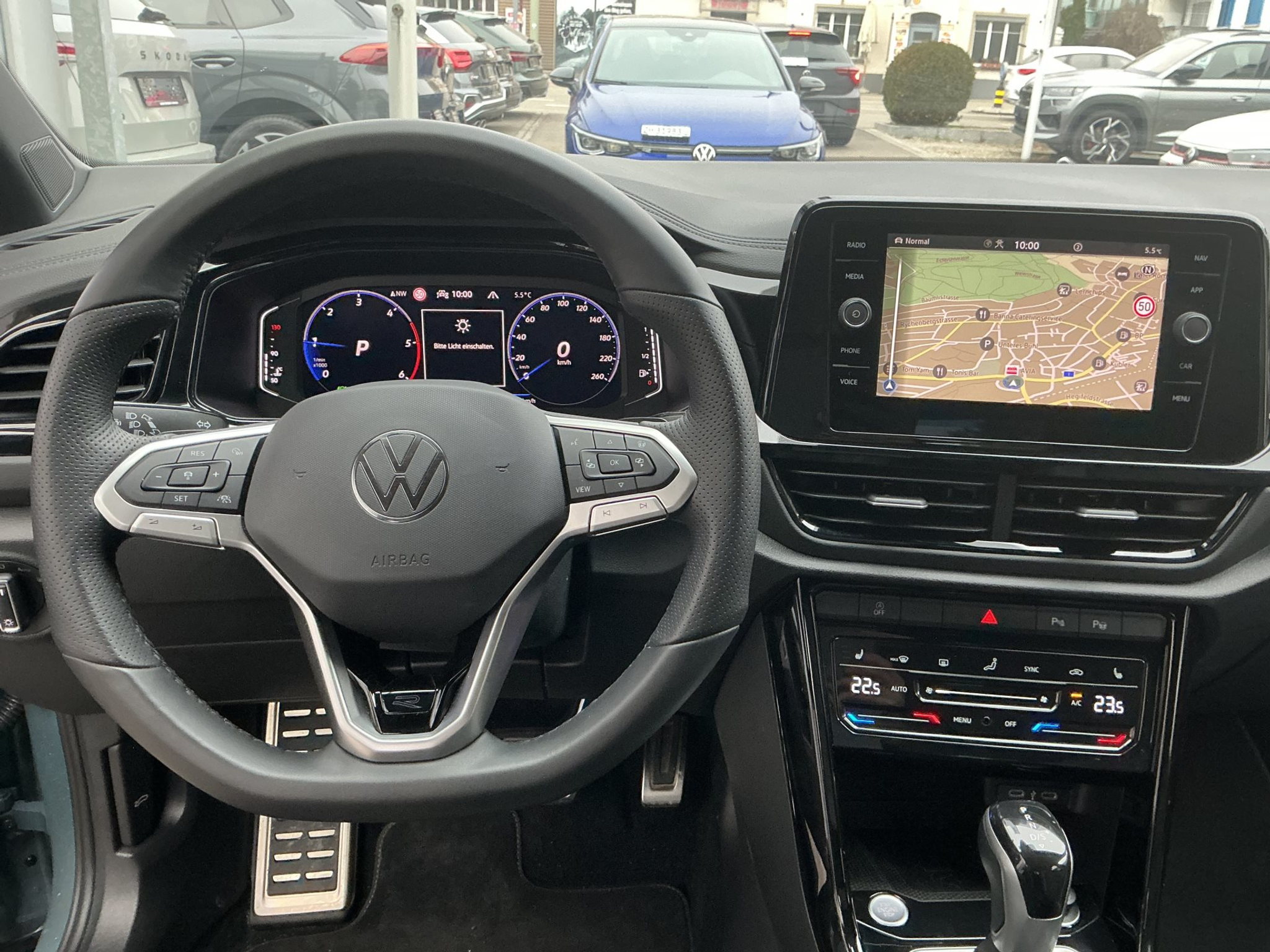 listing desktop thumbnail image 8