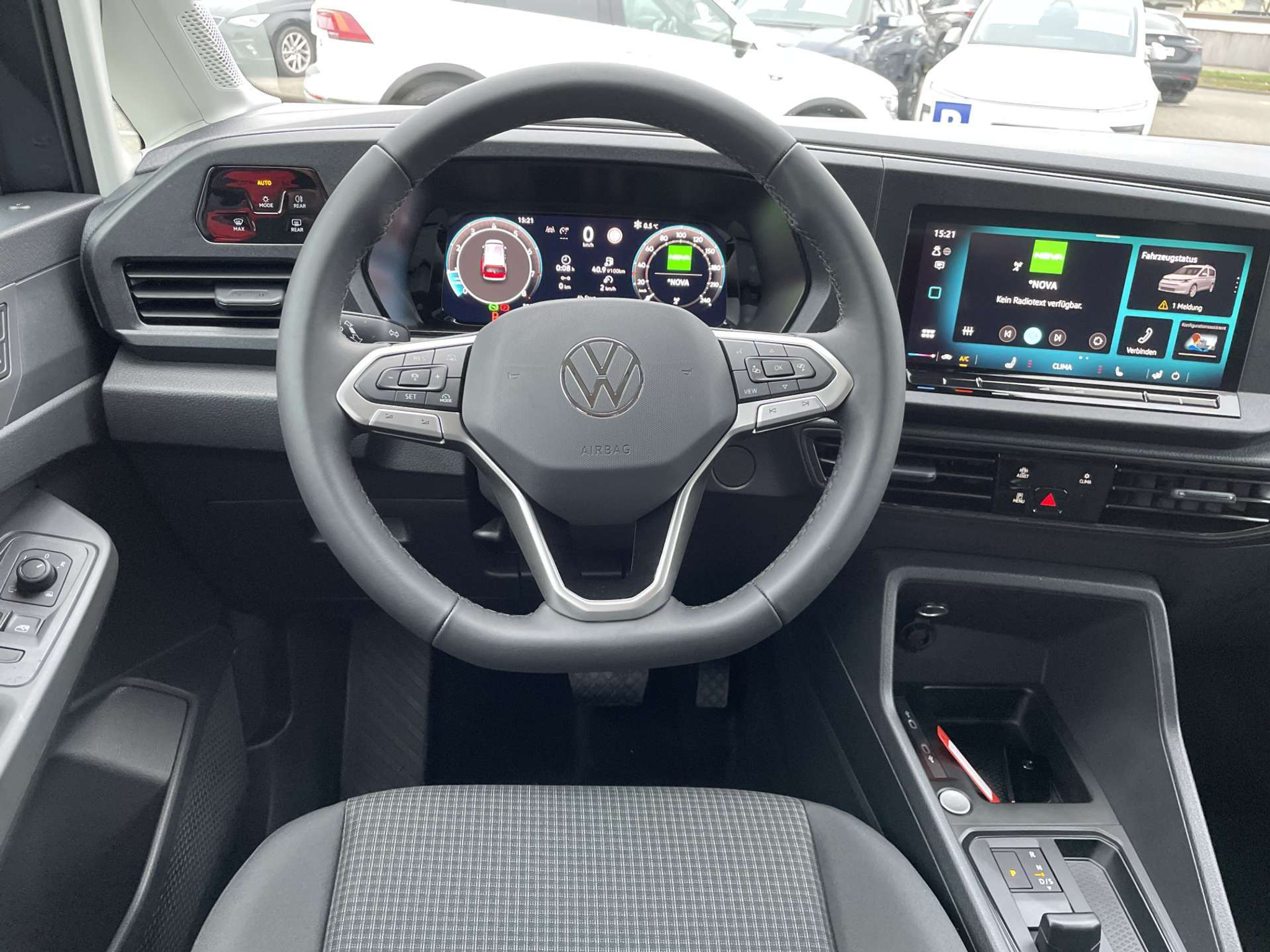 listing desktop thumbnail image 15