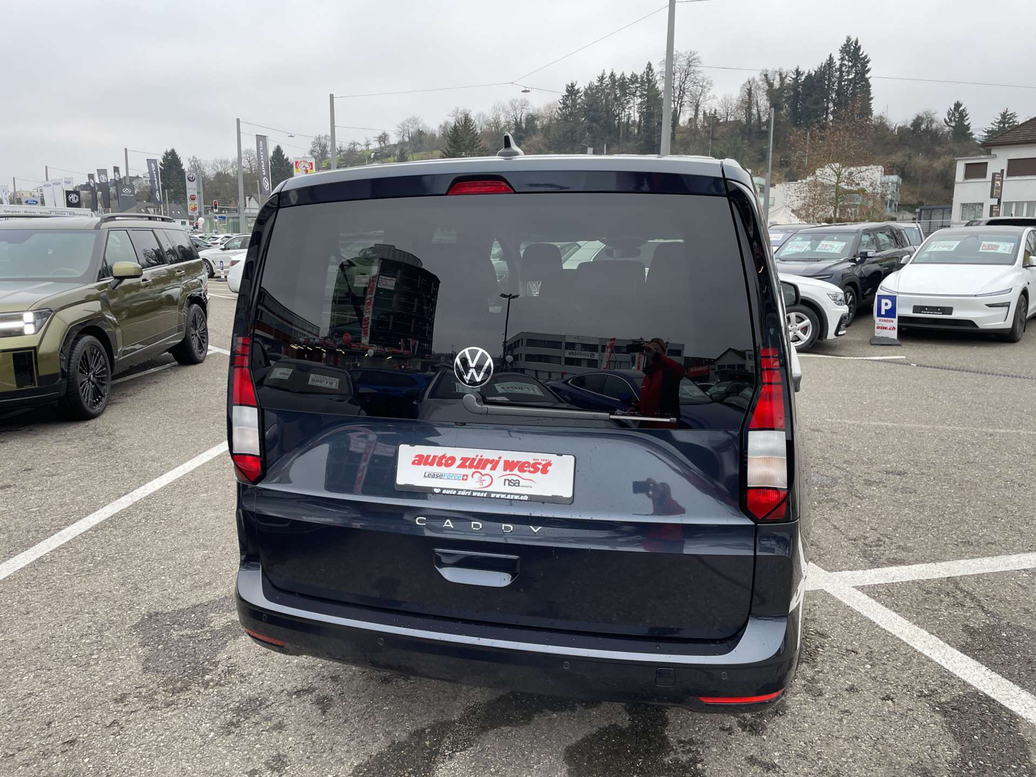 listing desktop thumbnail image 14