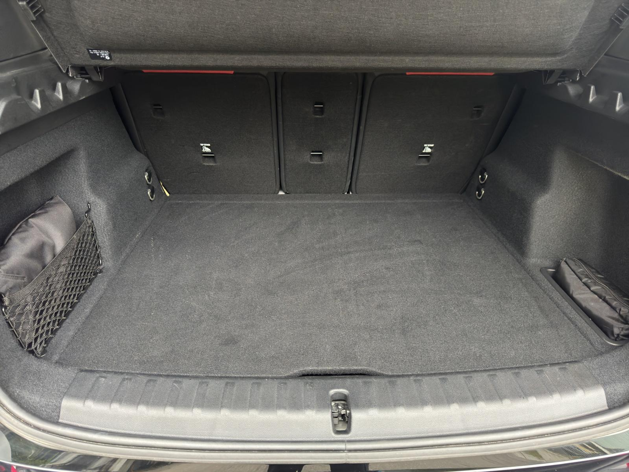 listing desktop thumbnail image 19