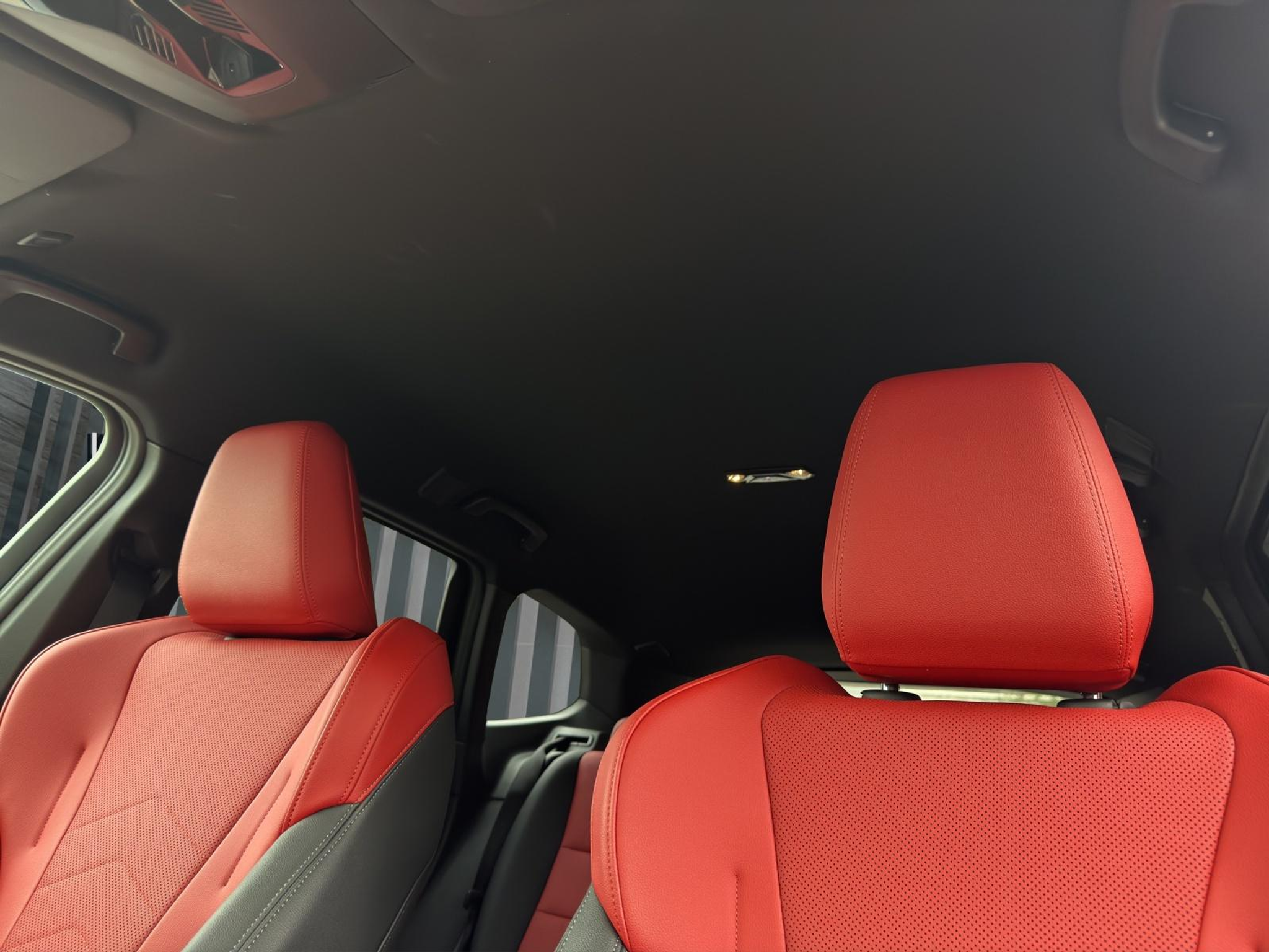 listing desktop thumbnail image 16