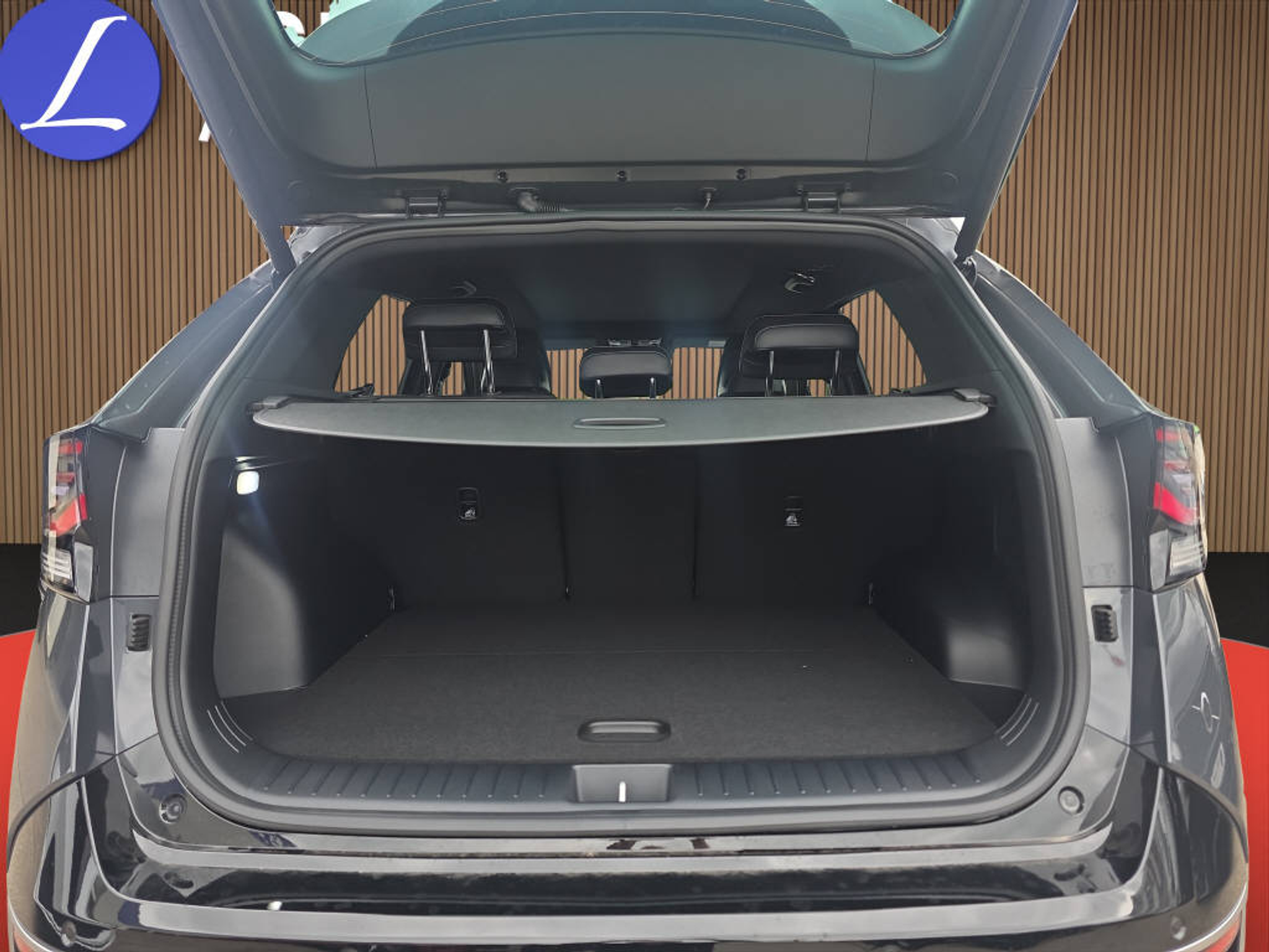 listing desktop thumbnail image 14