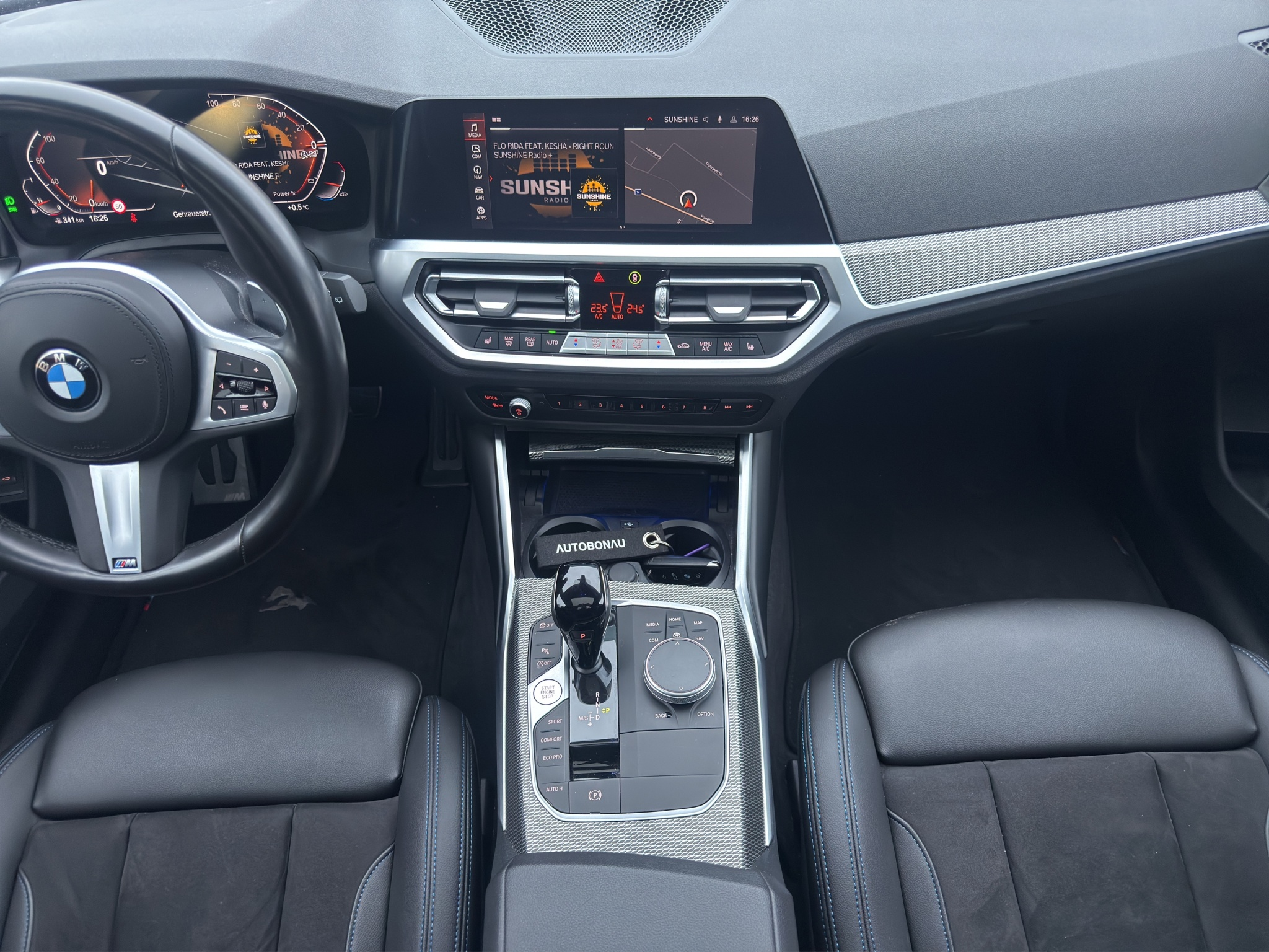 listing desktop thumbnail image 15