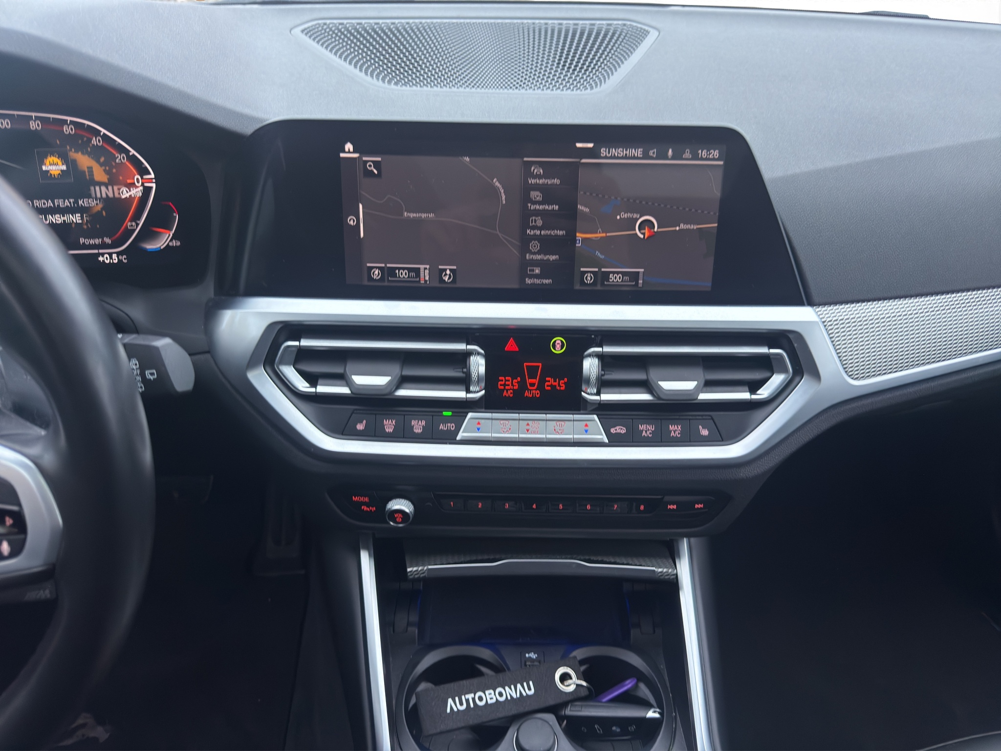 listing desktop thumbnail image 16