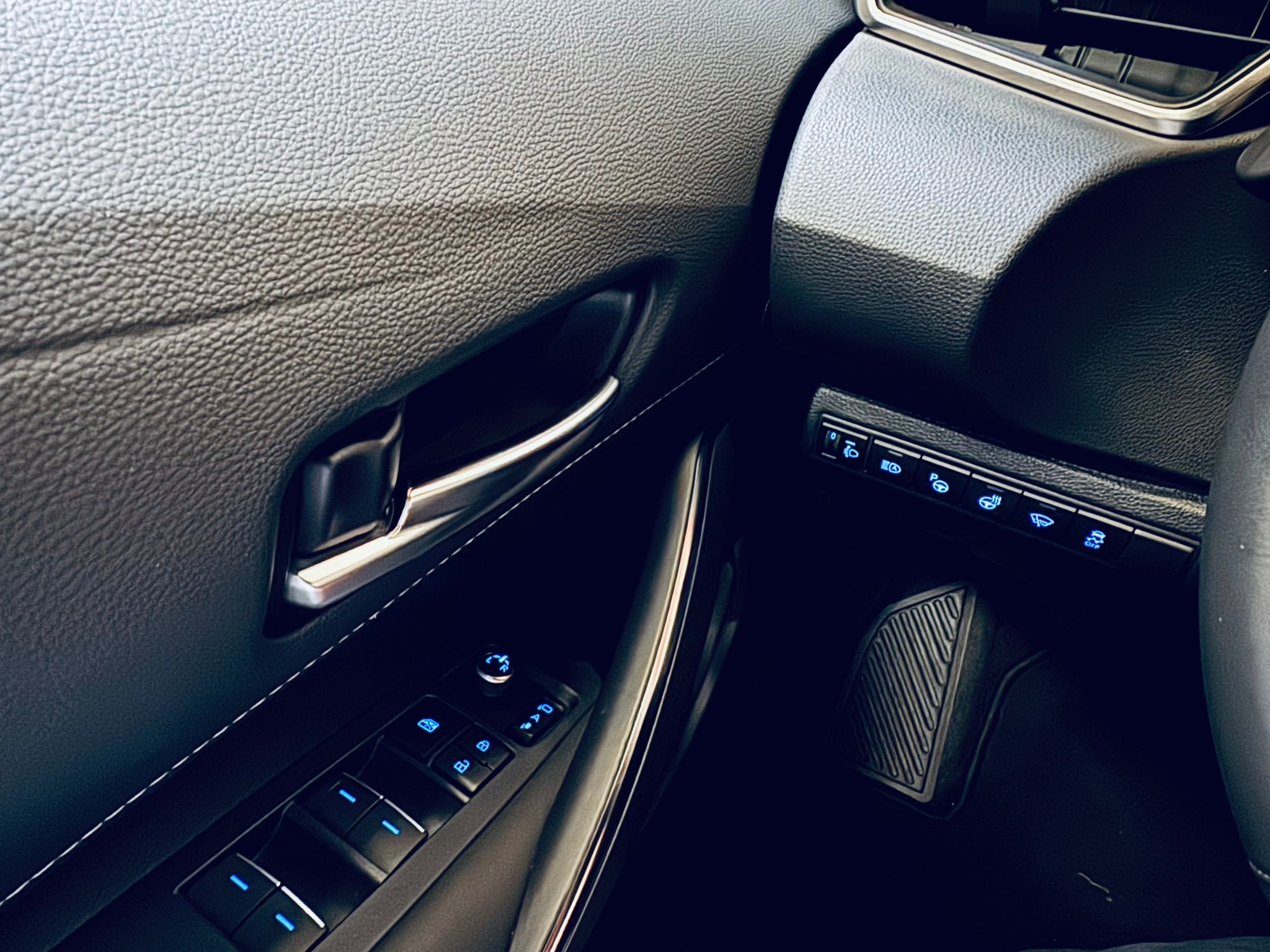 listing desktop thumbnail image 23