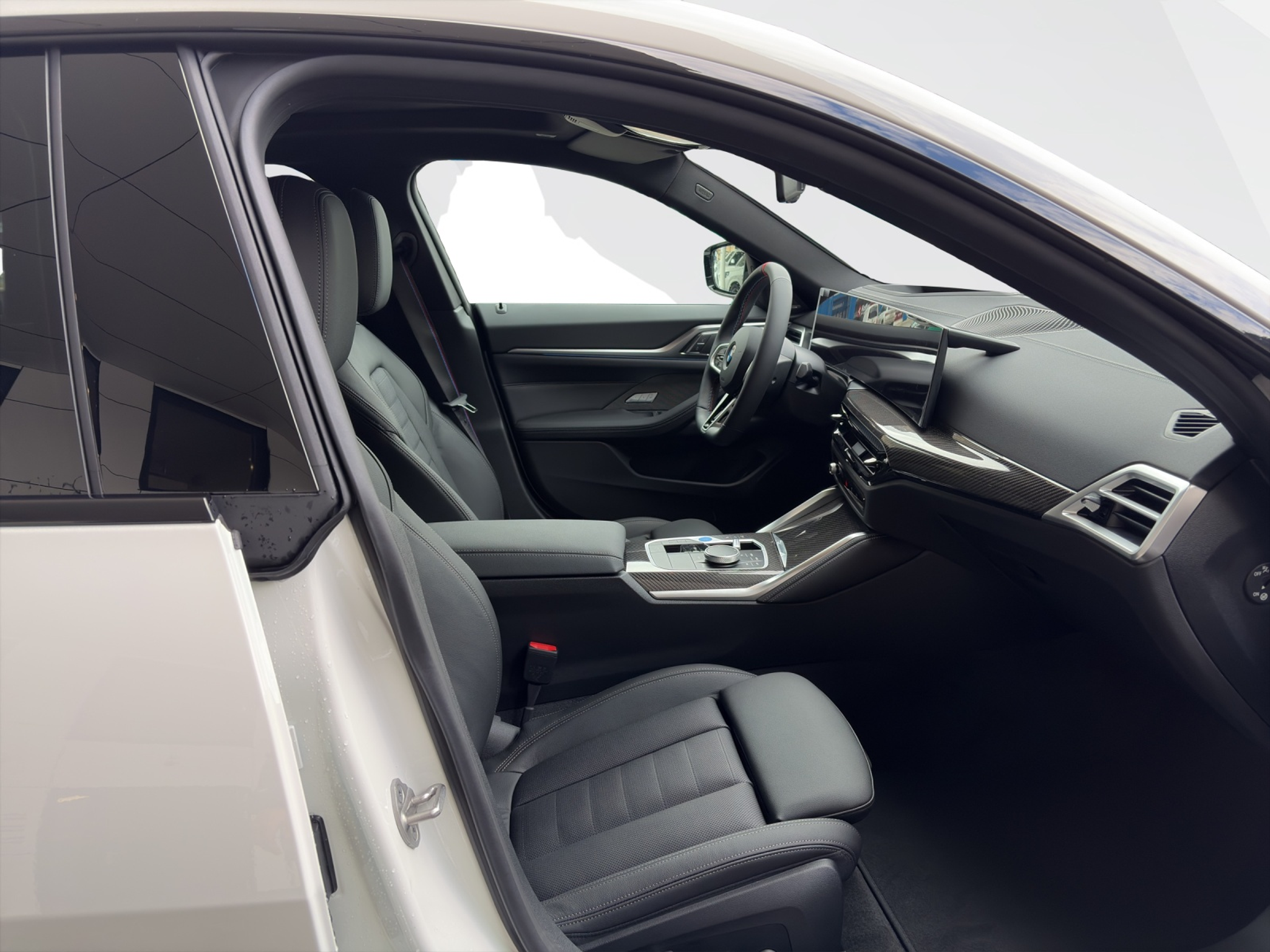 listing desktop thumbnail image 14