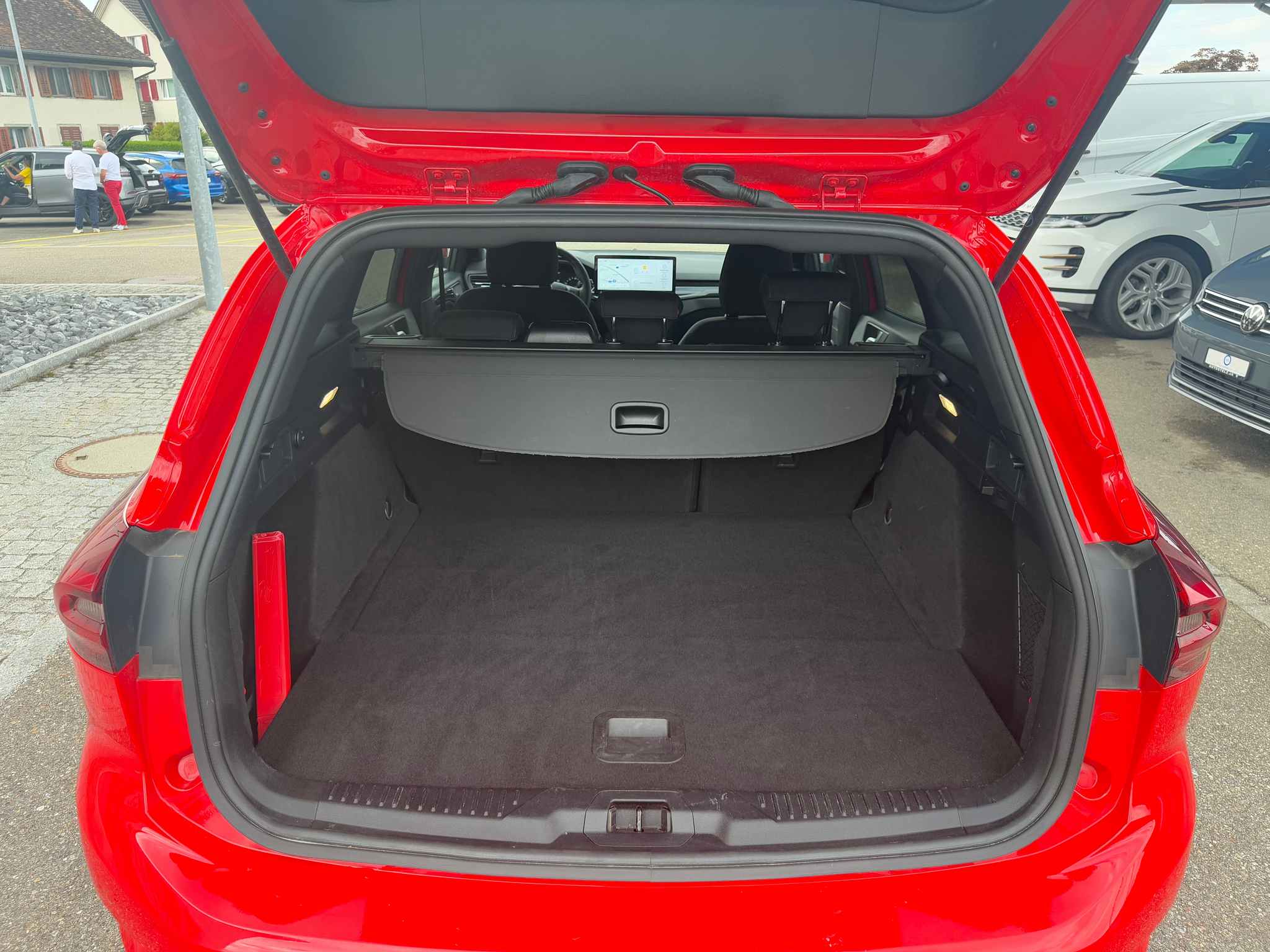 listing desktop thumbnail image 7