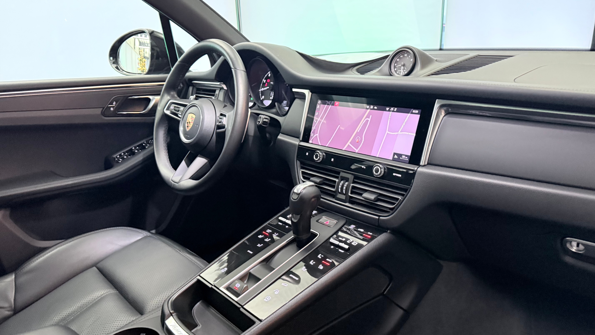 listing desktop thumbnail image 22