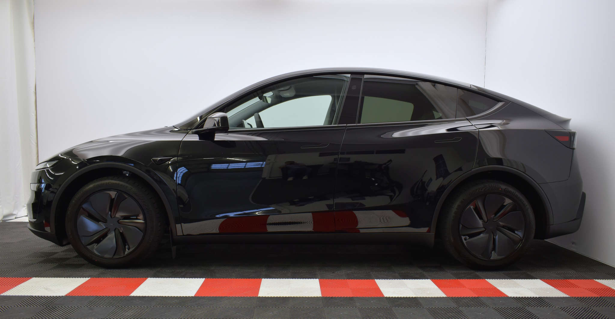 listing desktop thumbnail image 9