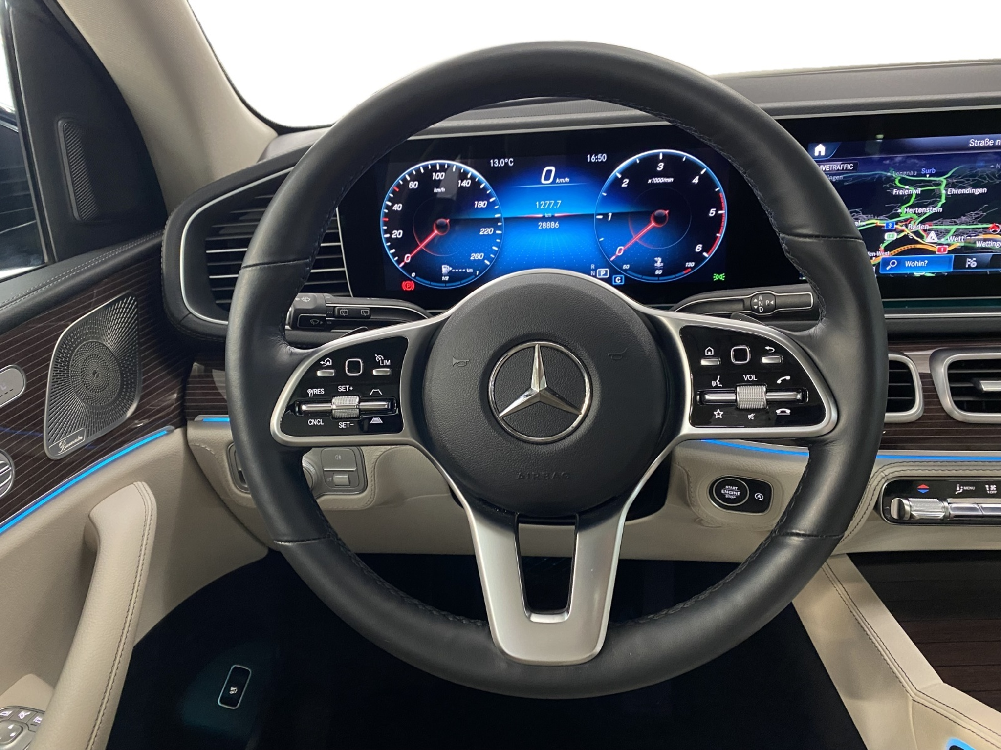 listing desktop thumbnail image 12