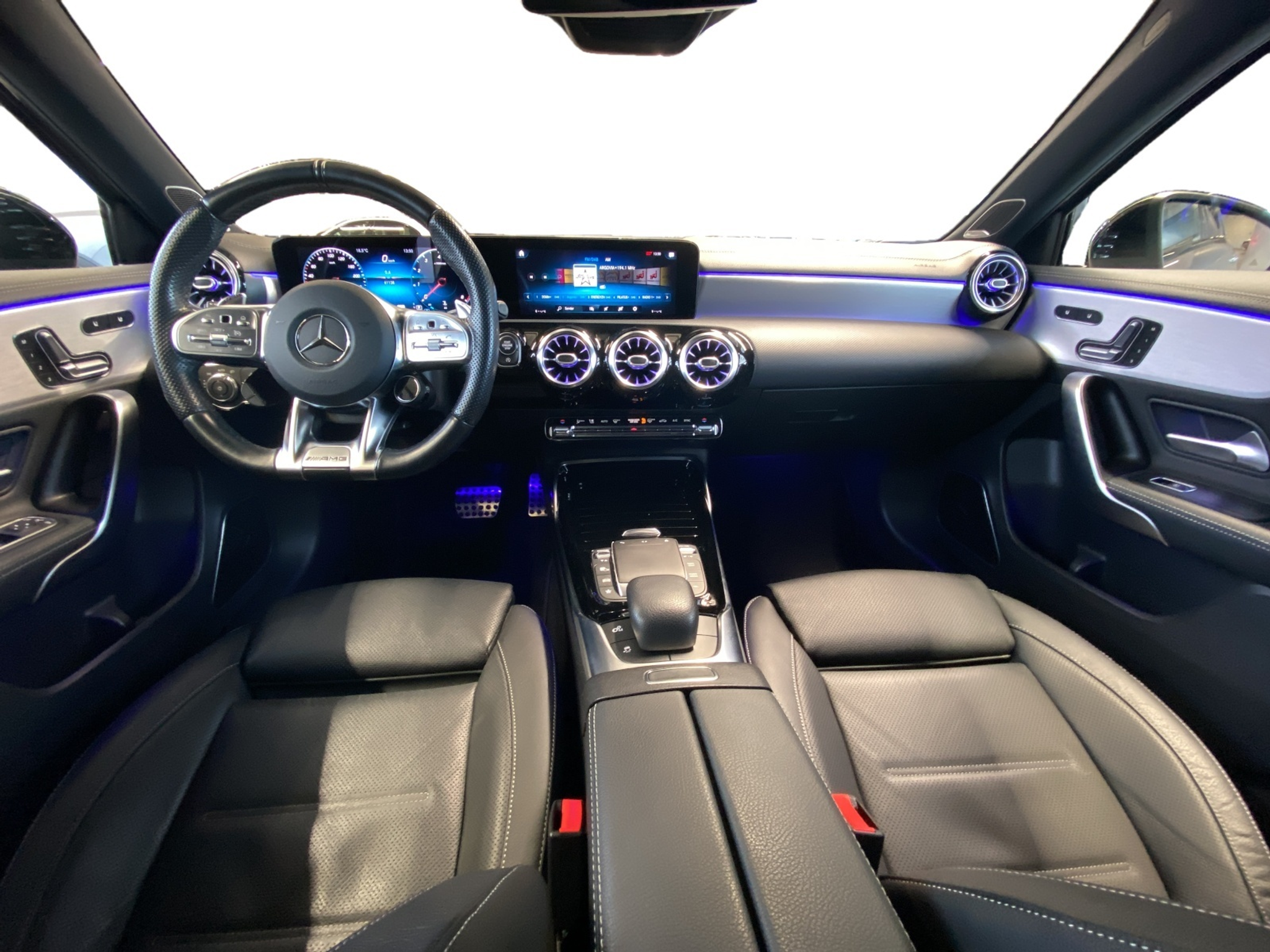 listing desktop thumbnail image 8