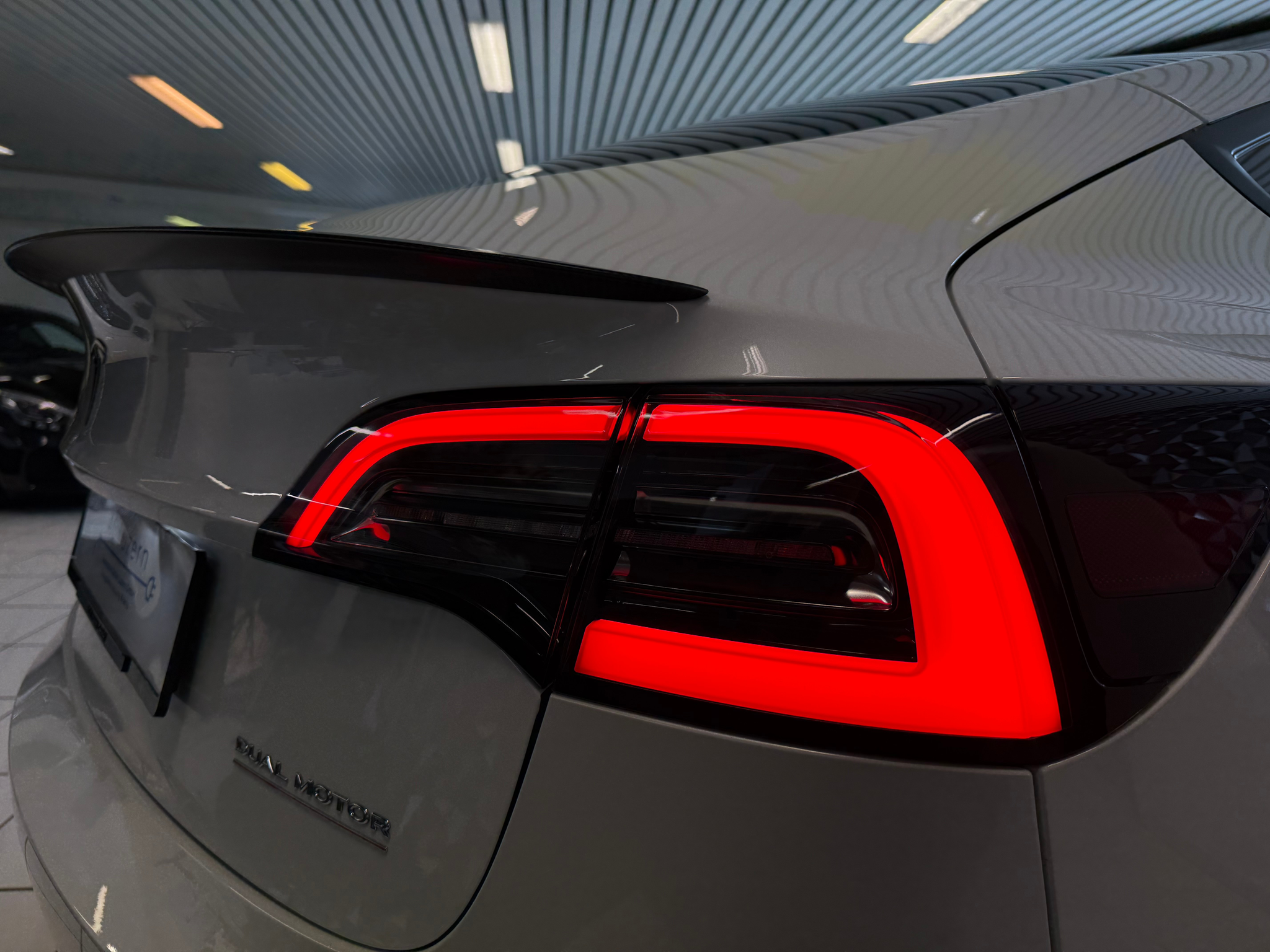 listing desktop thumbnail image 25