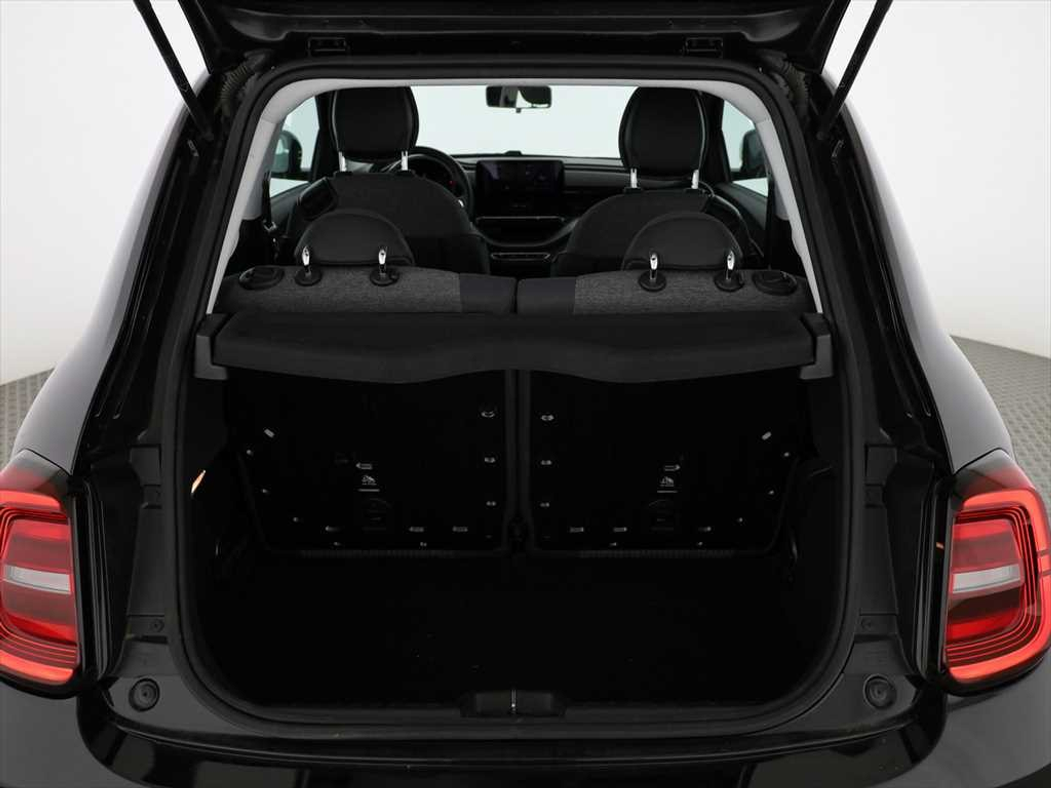 listing desktop thumbnail image 4