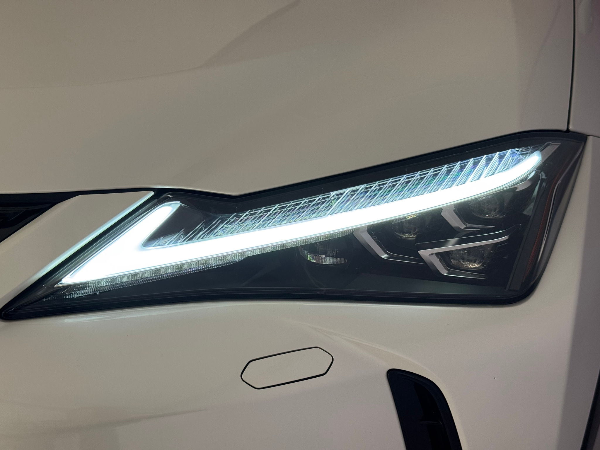 listing desktop thumbnail image 18