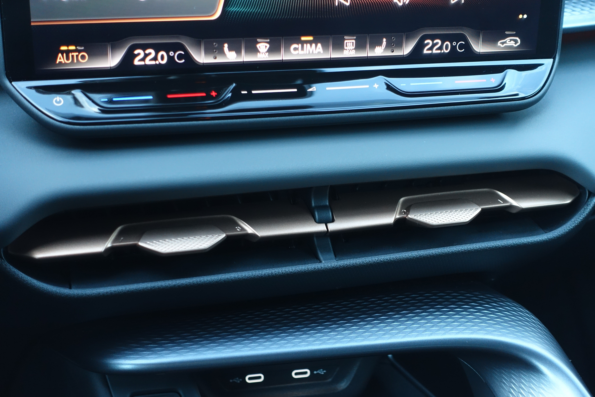 listing desktop thumbnail image 20