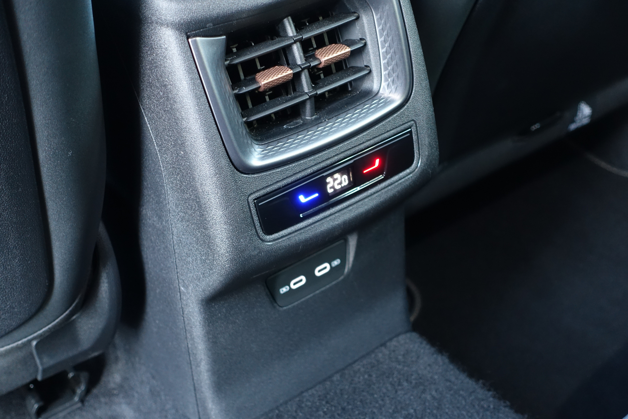 listing desktop thumbnail image 21