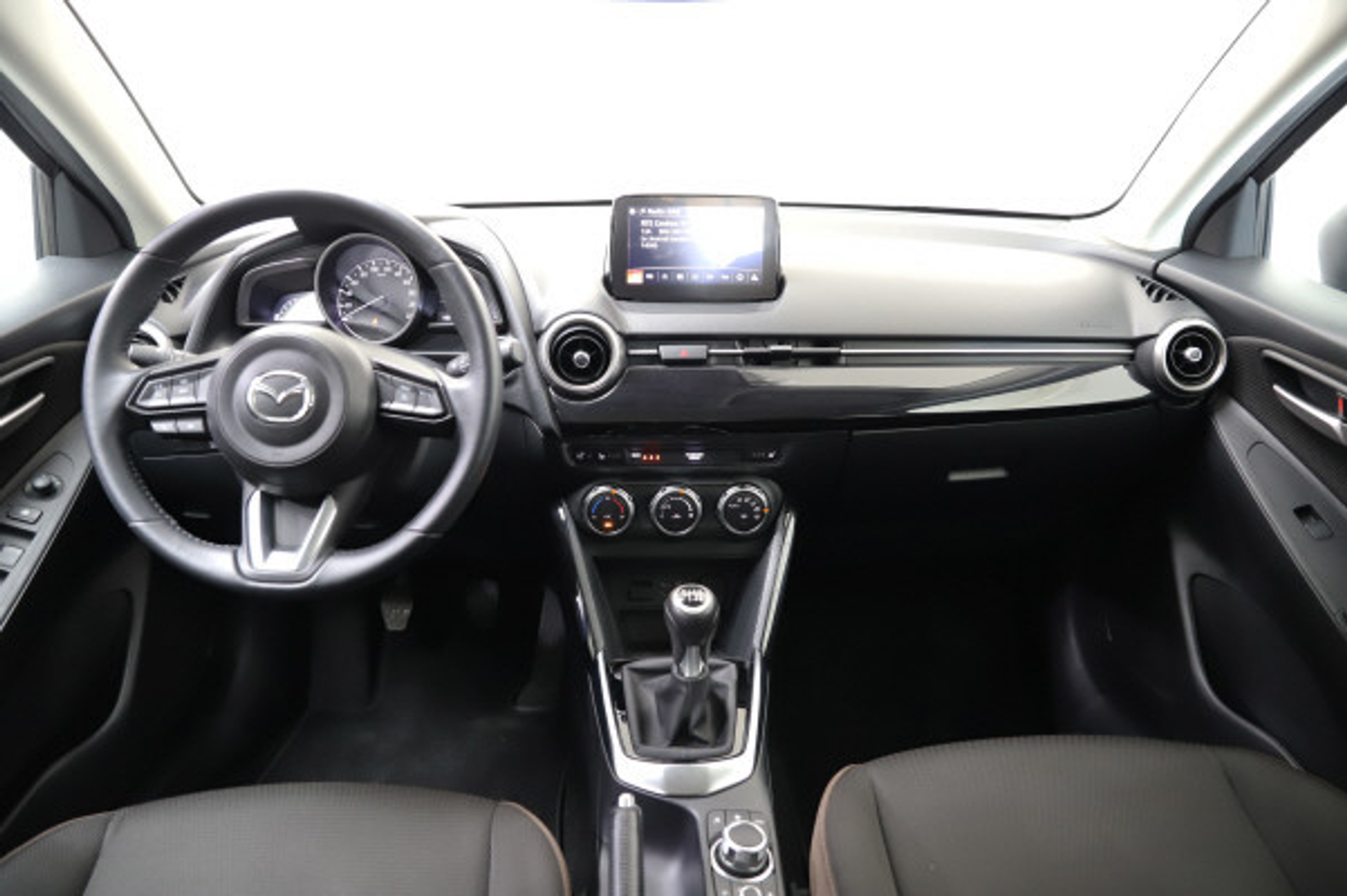 listing desktop thumbnail image 9