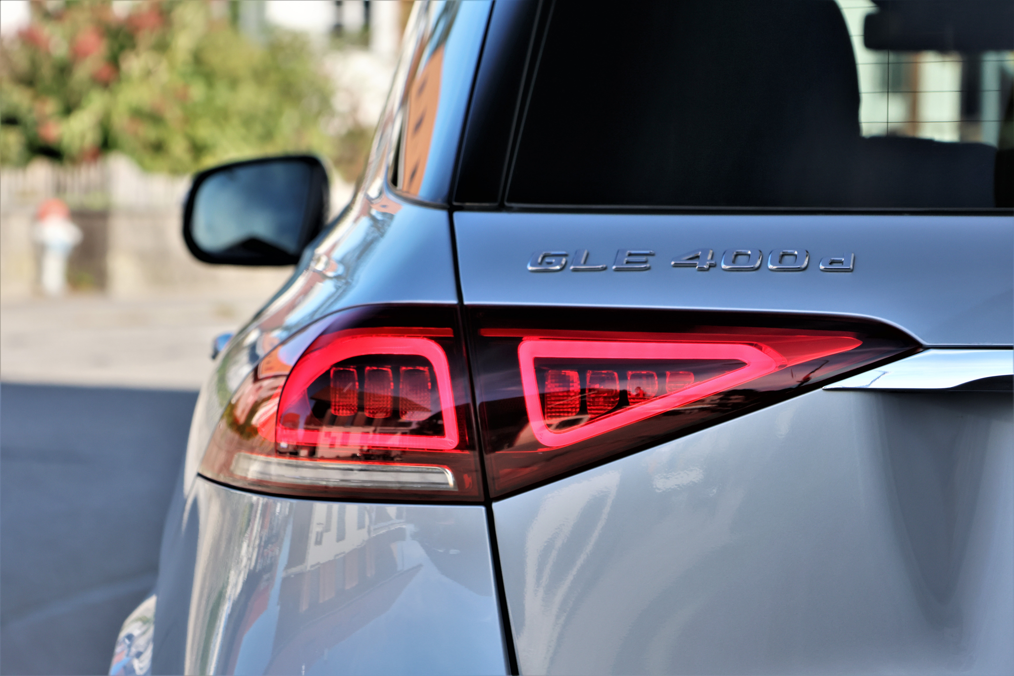 listing desktop thumbnail image 5