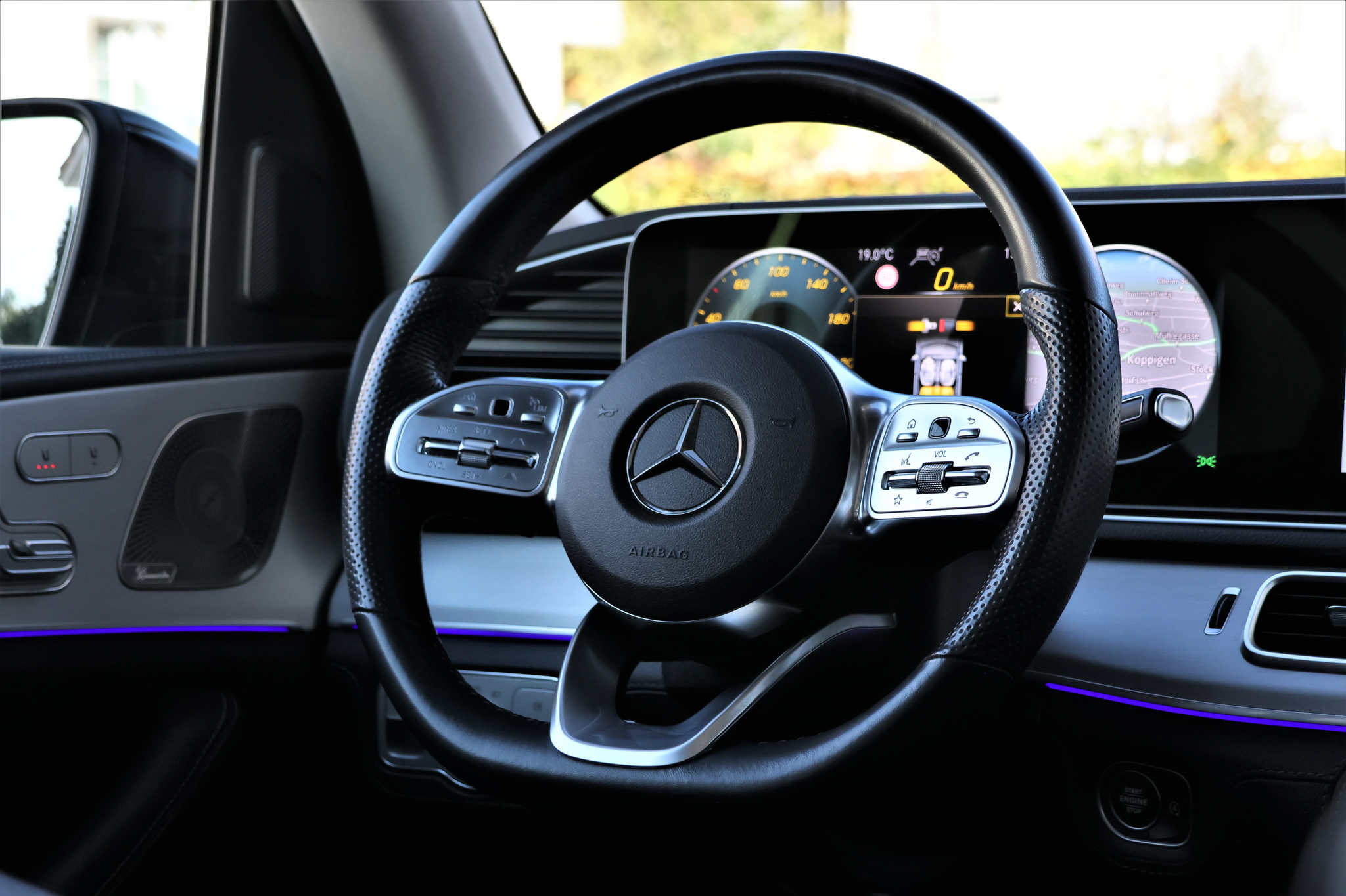 listing desktop thumbnail image 13