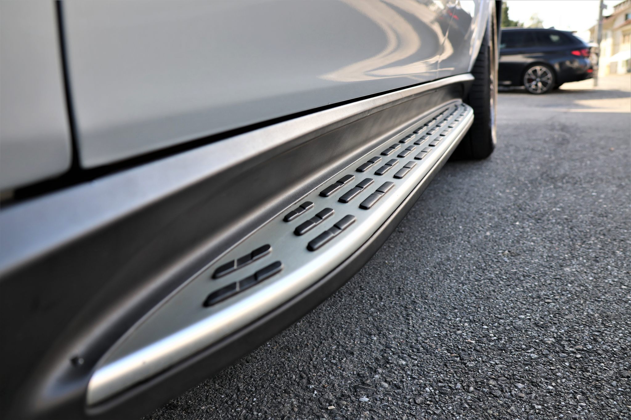 listing desktop thumbnail image 7