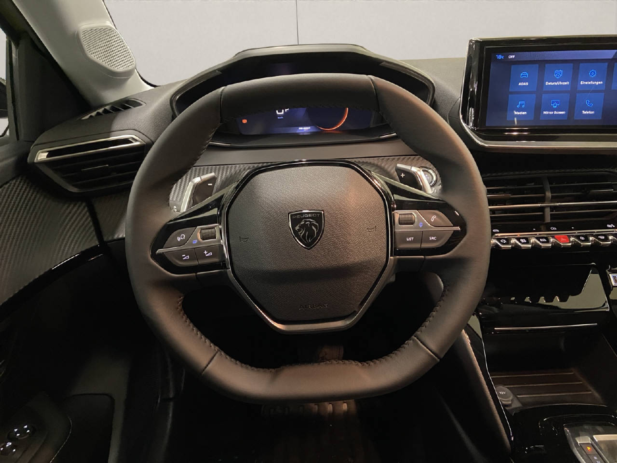 listing desktop thumbnail image 6