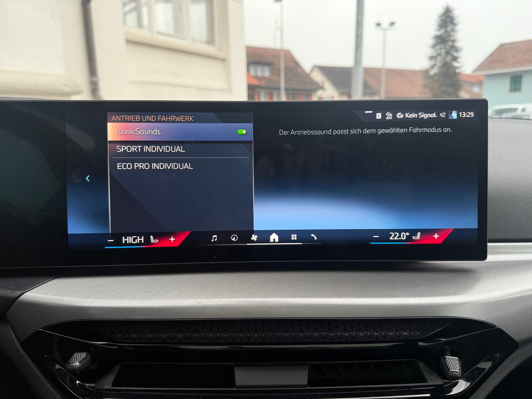 listing desktop thumbnail image 18