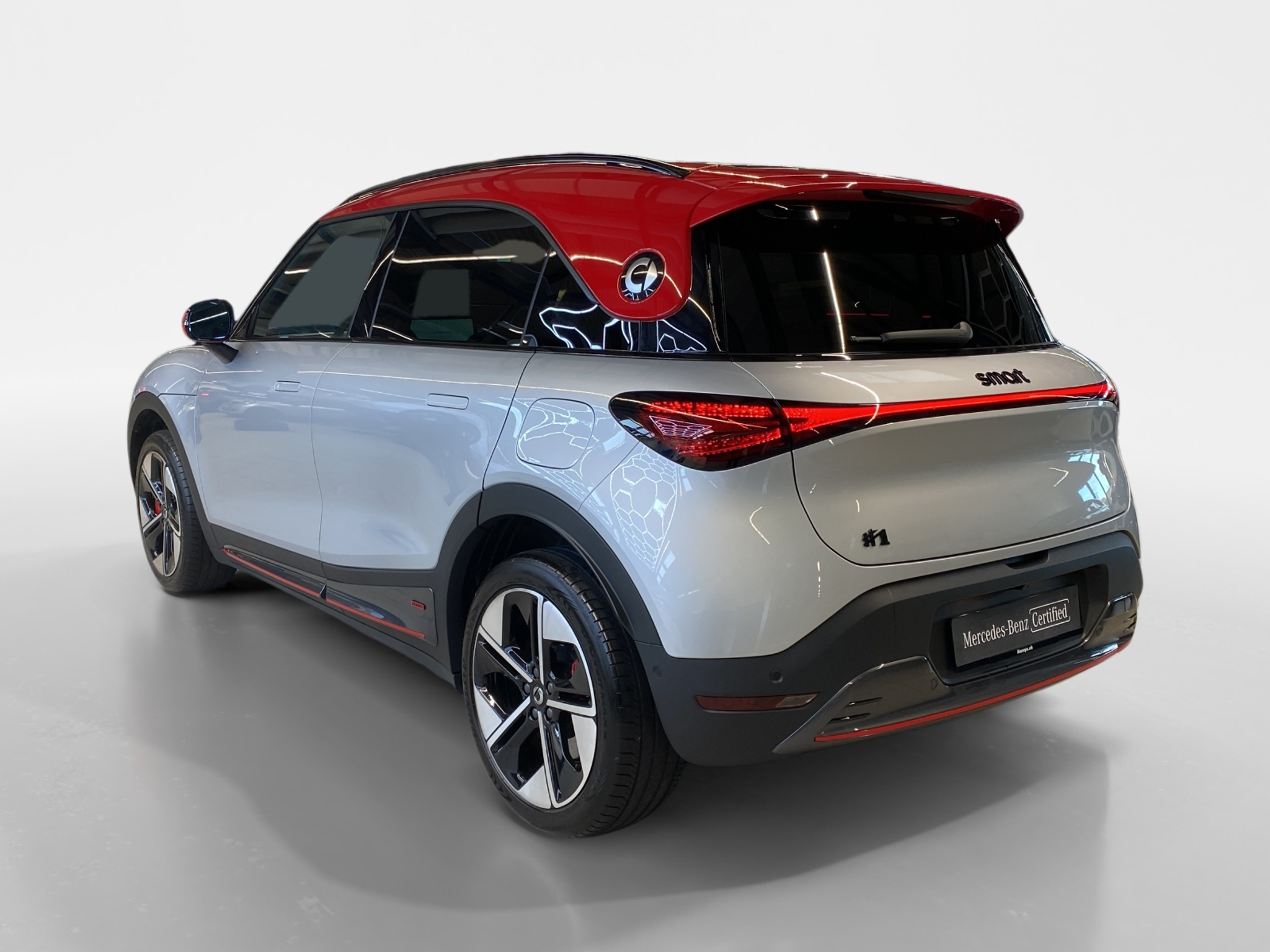 listing desktop thumbnail image 3