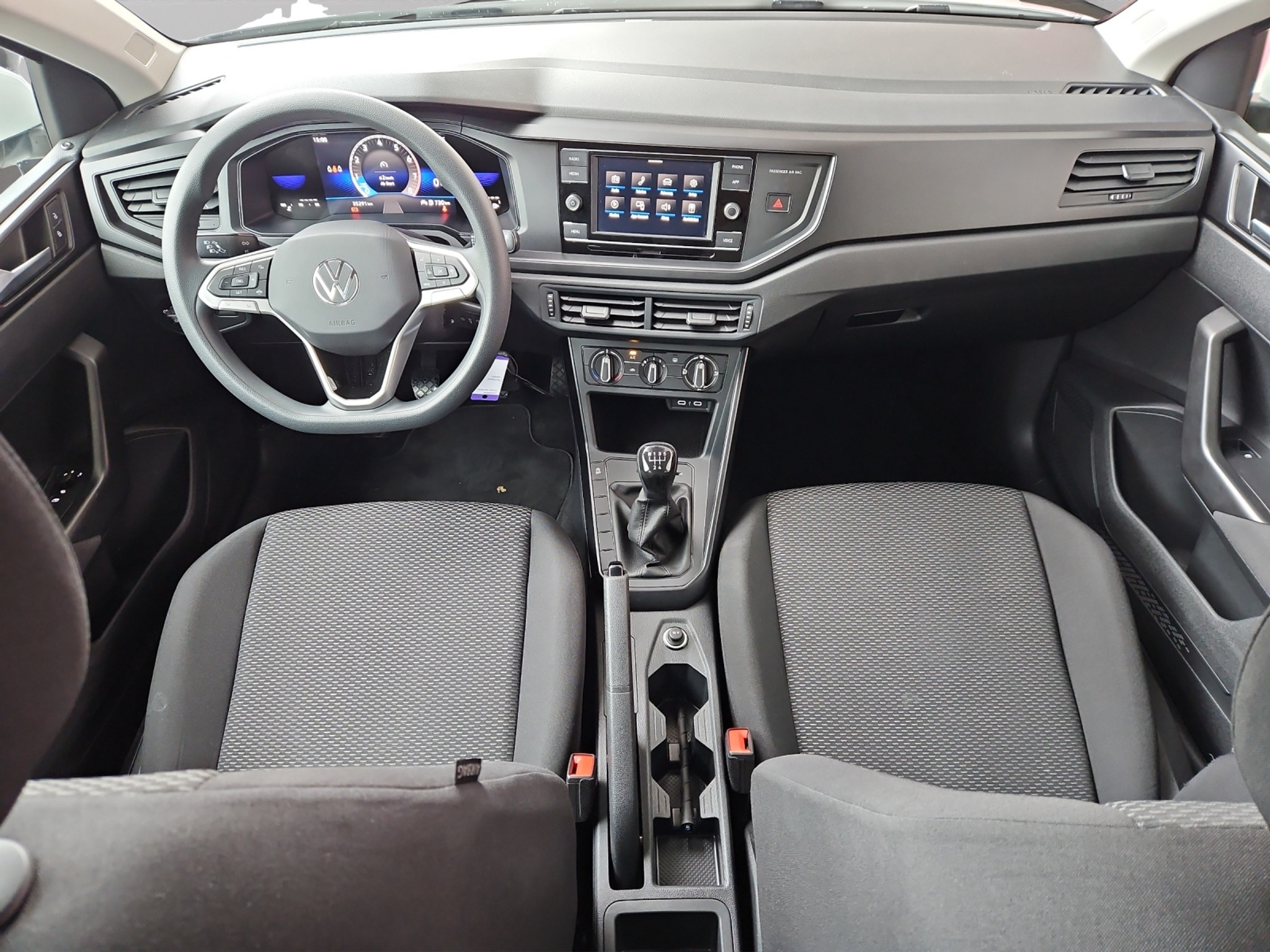 listing desktop thumbnail image 8