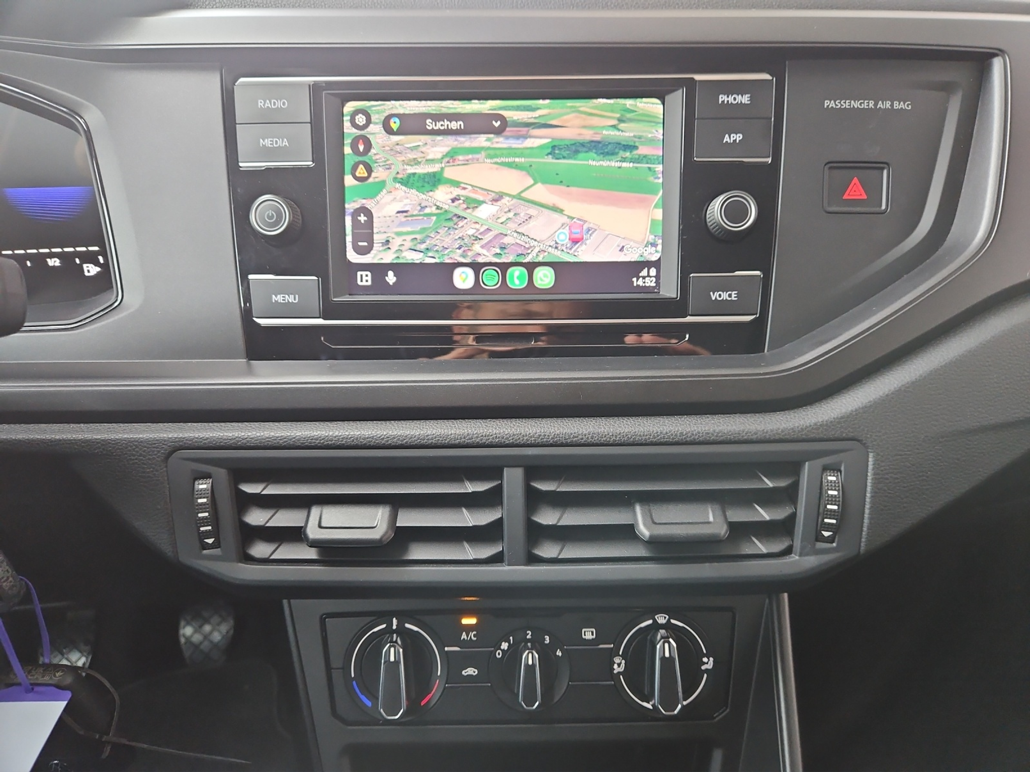 listing desktop thumbnail image 9