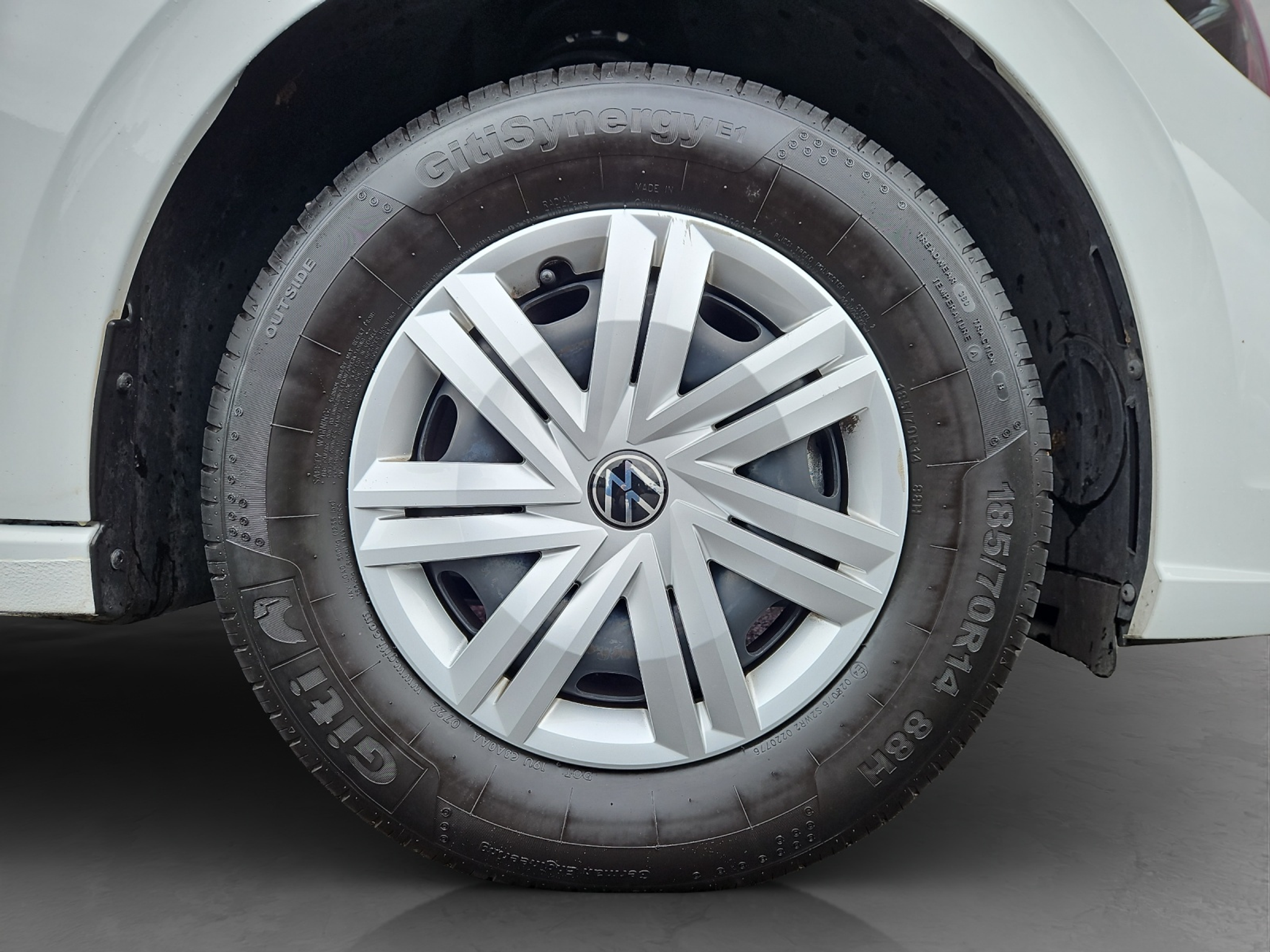 listing desktop thumbnail image 10