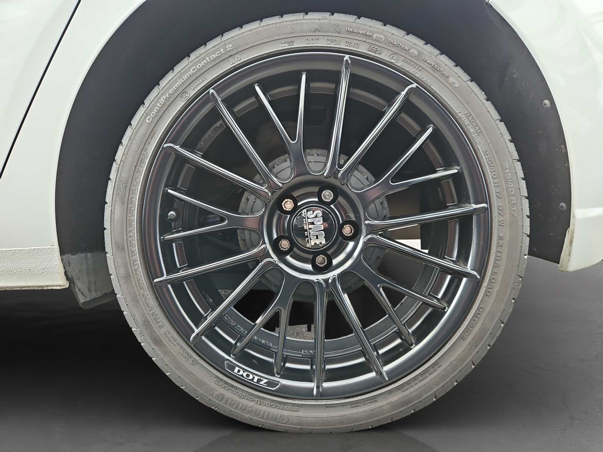 listing desktop thumbnail image 10