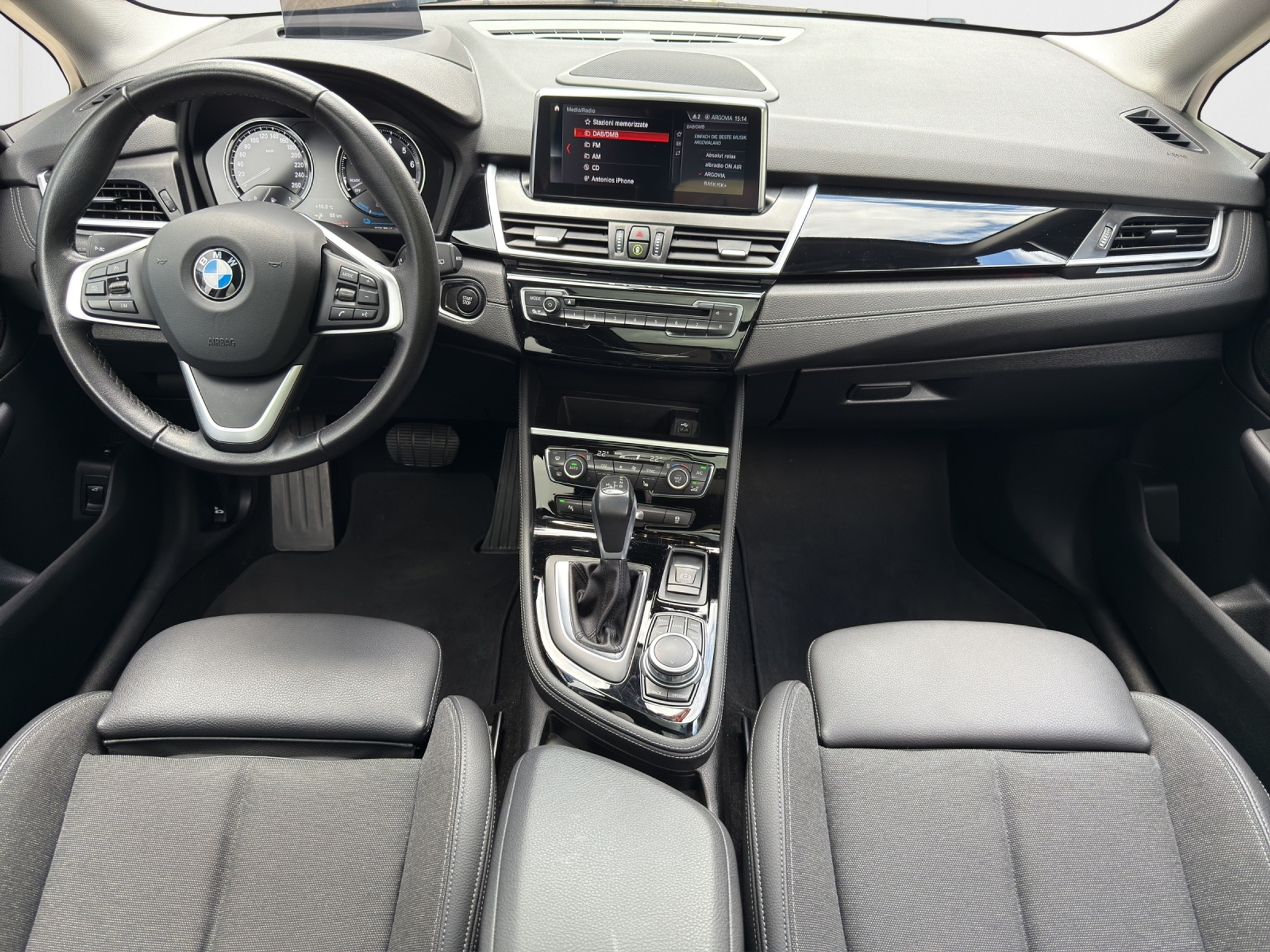 listing desktop thumbnail image 11