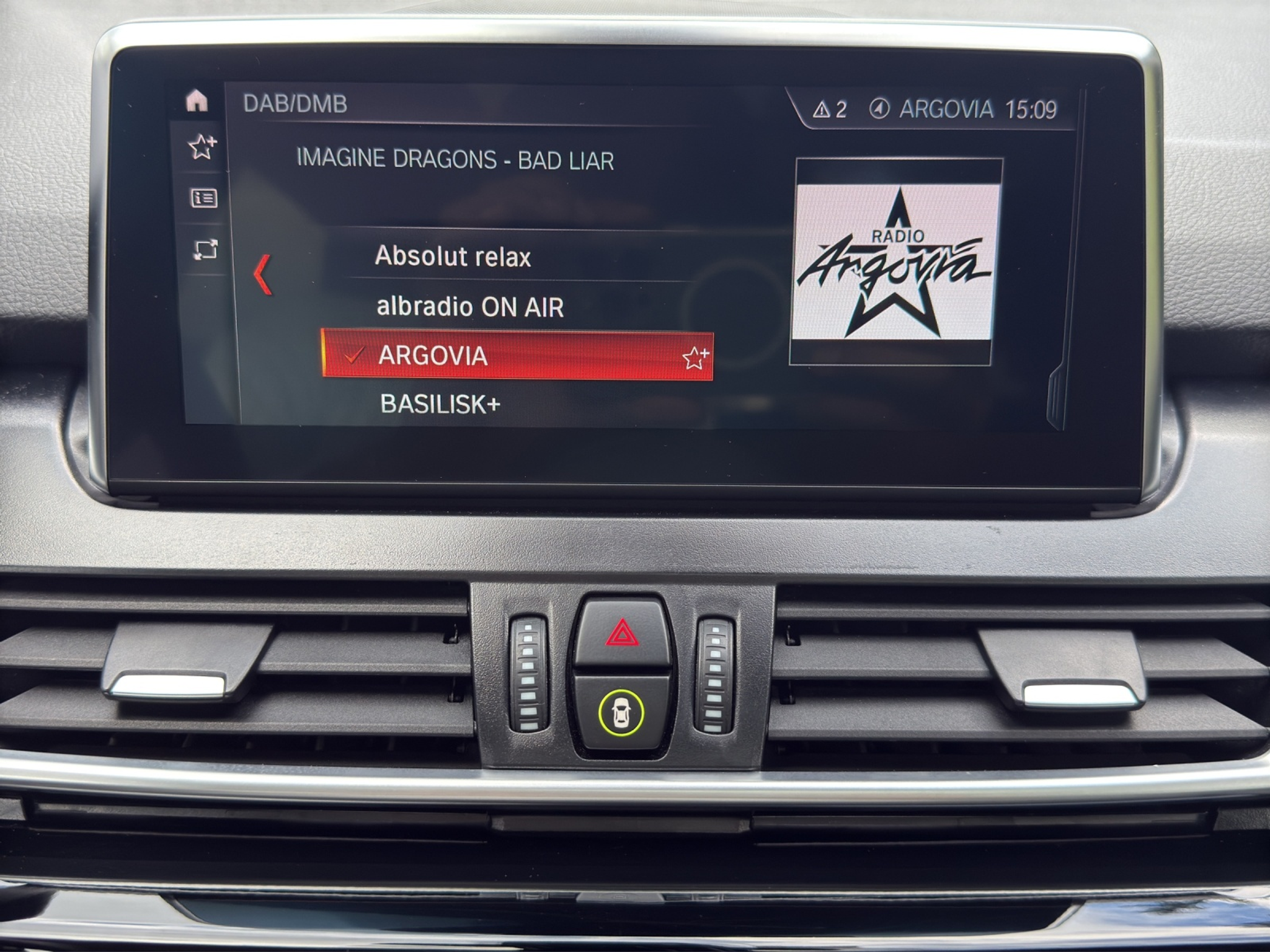 listing desktop thumbnail image 16