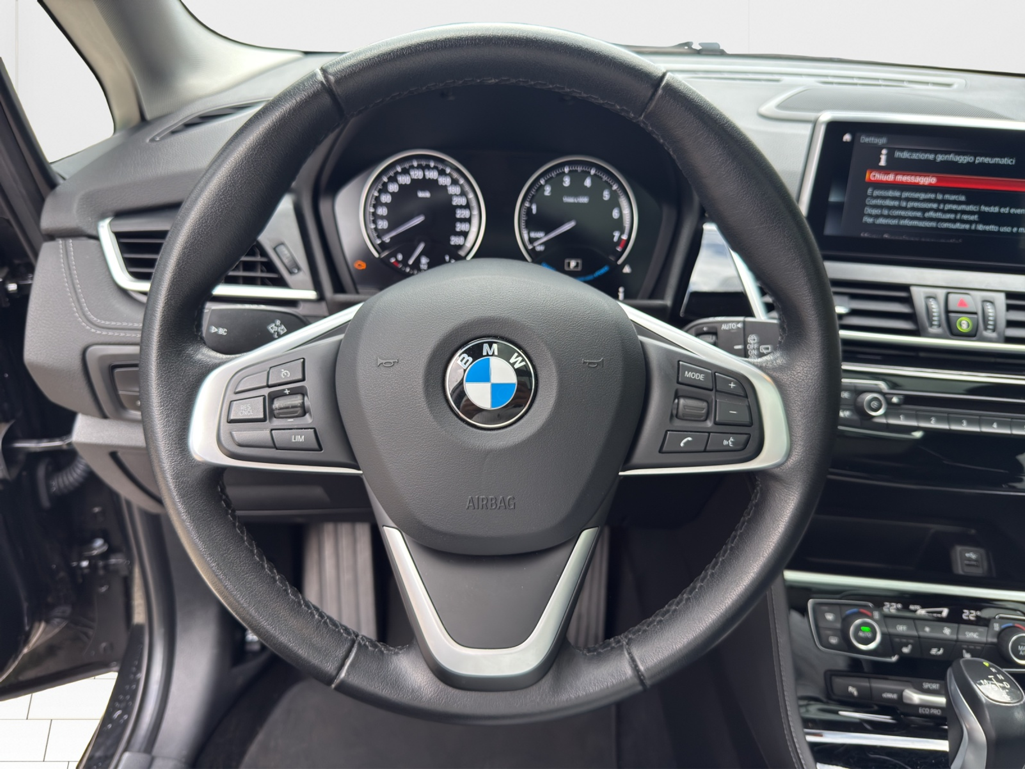 listing desktop thumbnail image 17