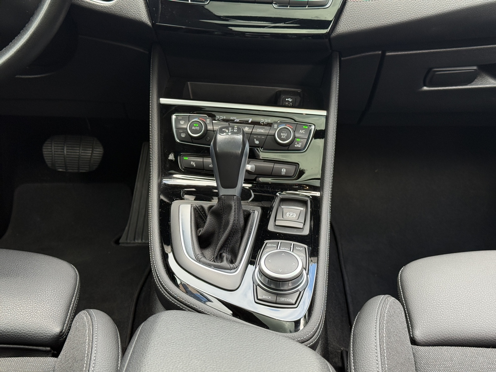 listing desktop thumbnail image 12