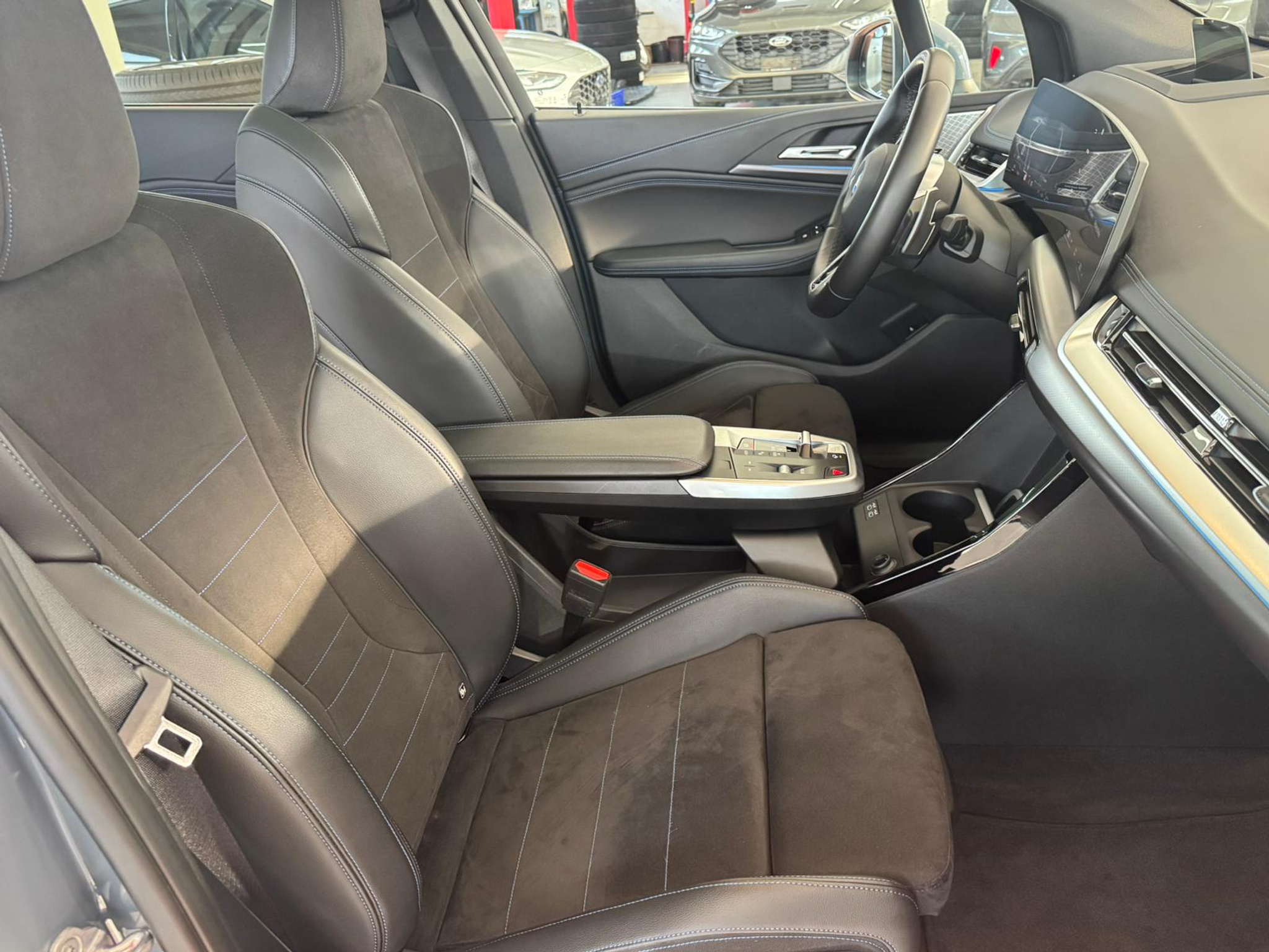 listing desktop thumbnail image 21