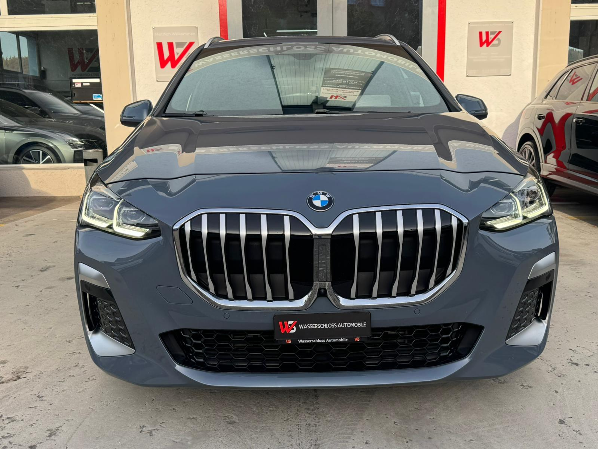 listing desktop thumbnail image 4