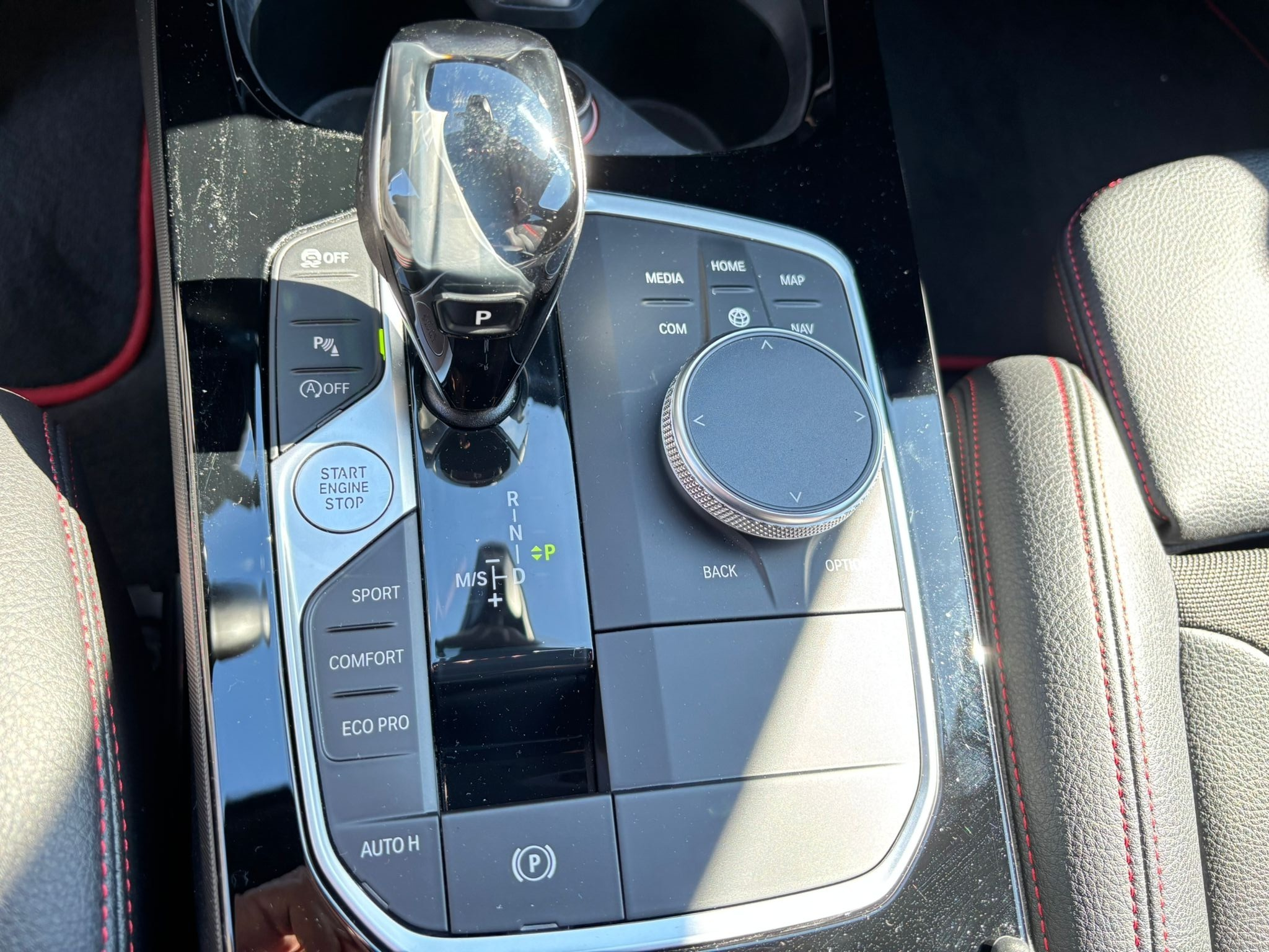 listing desktop thumbnail image 25