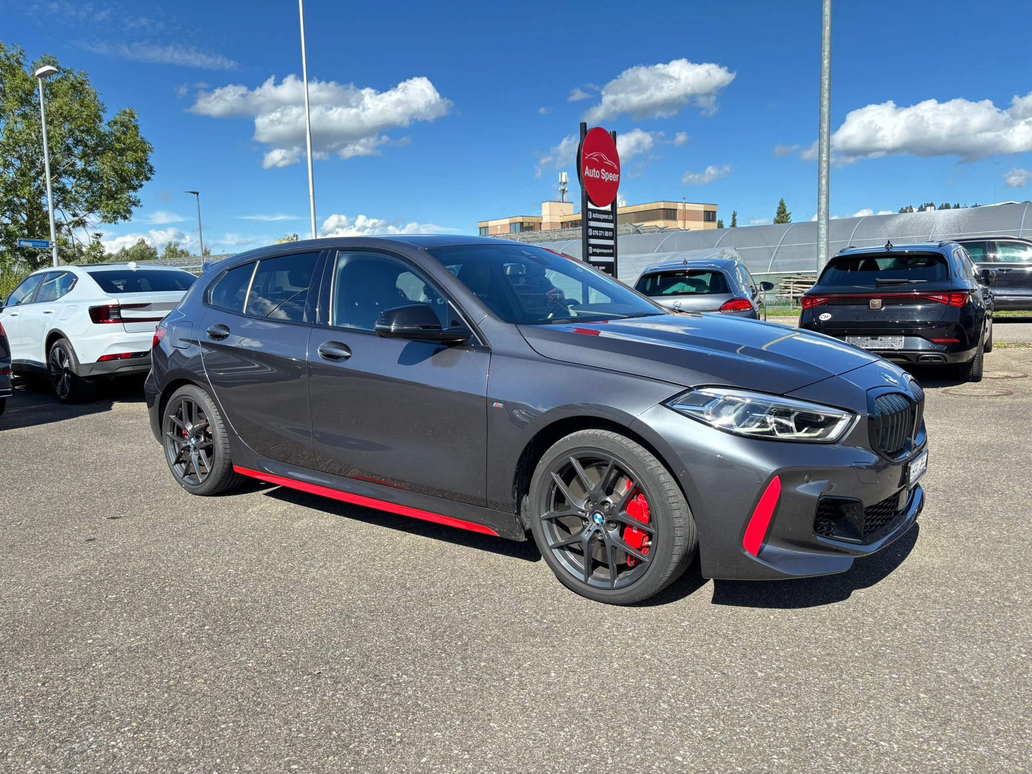 listing desktop thumbnail image 6