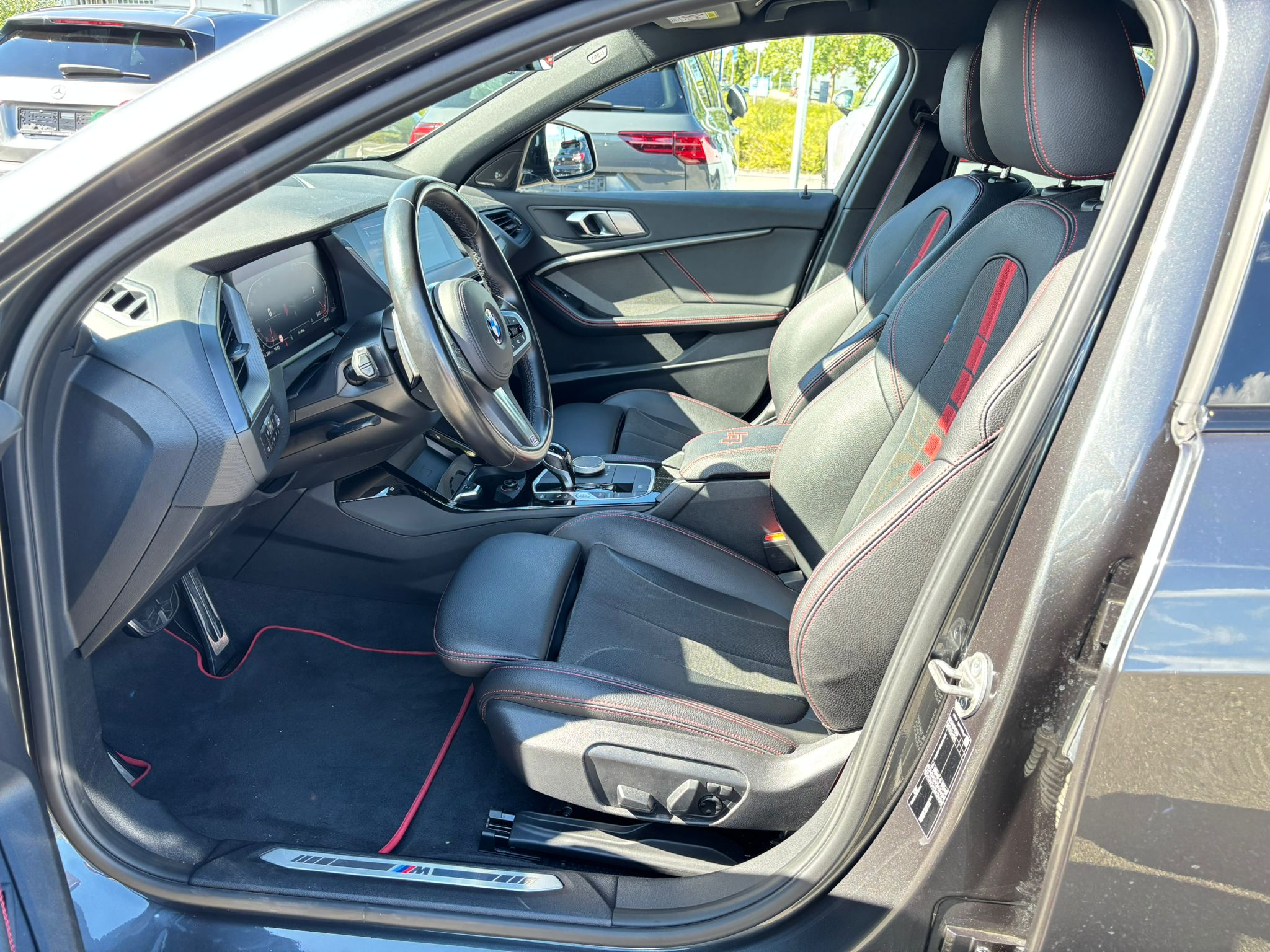 listing desktop thumbnail image 19