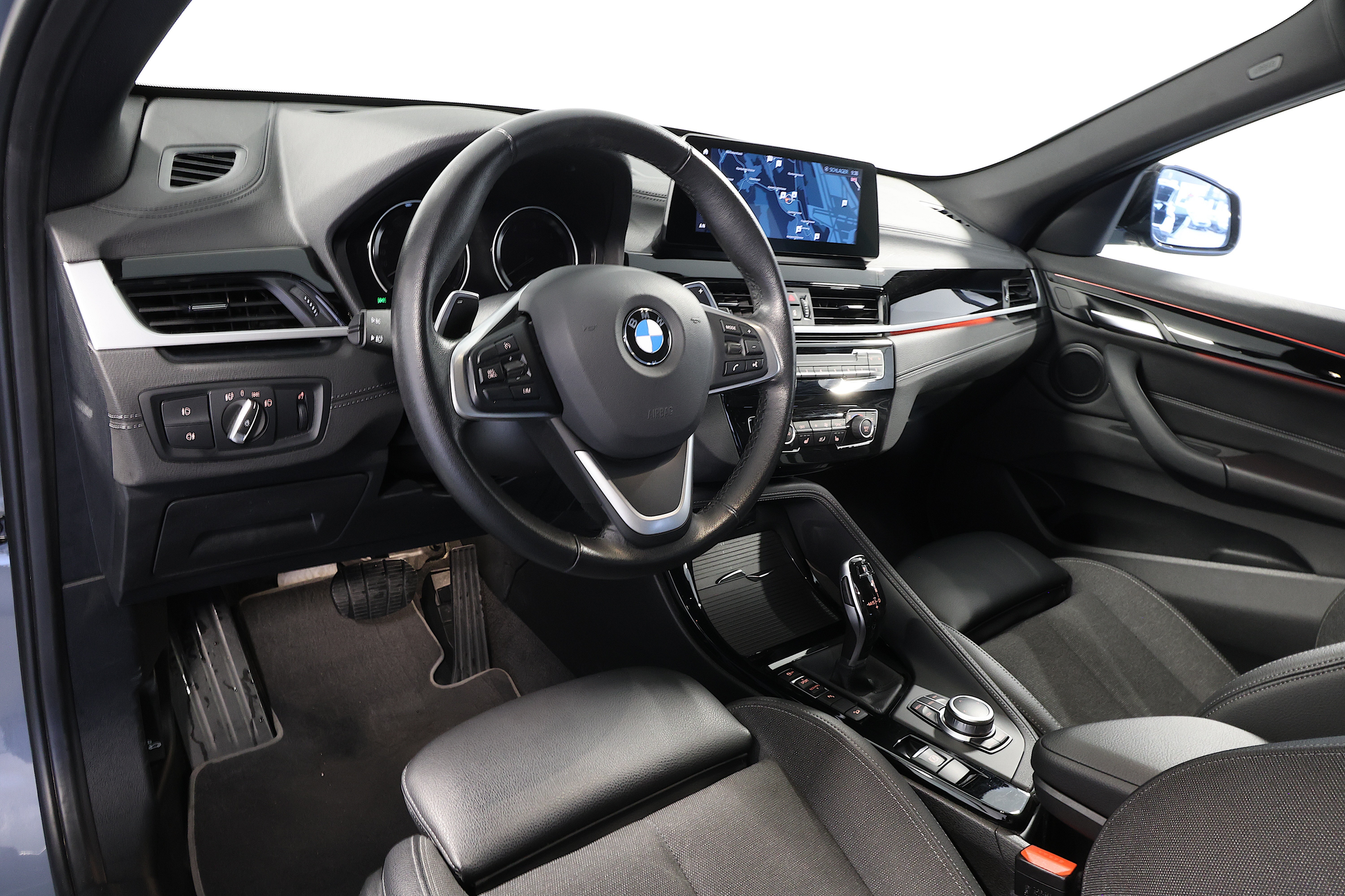 listing desktop thumbnail image 8