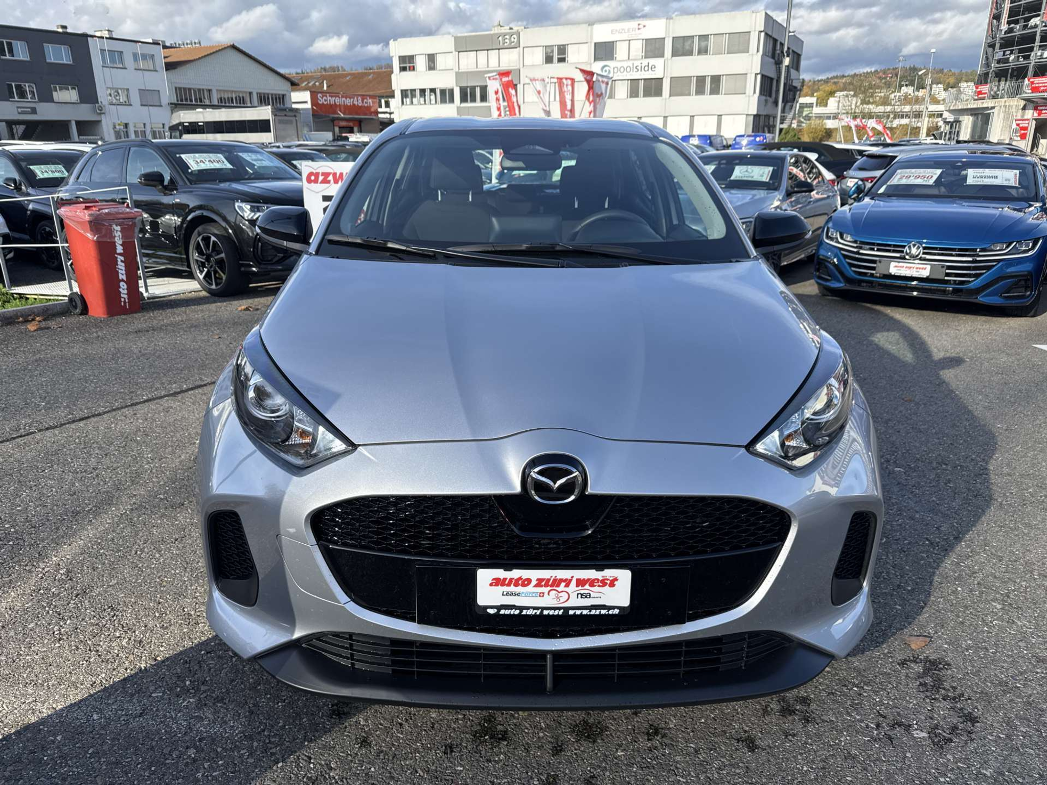 listing desktop thumbnail image 13