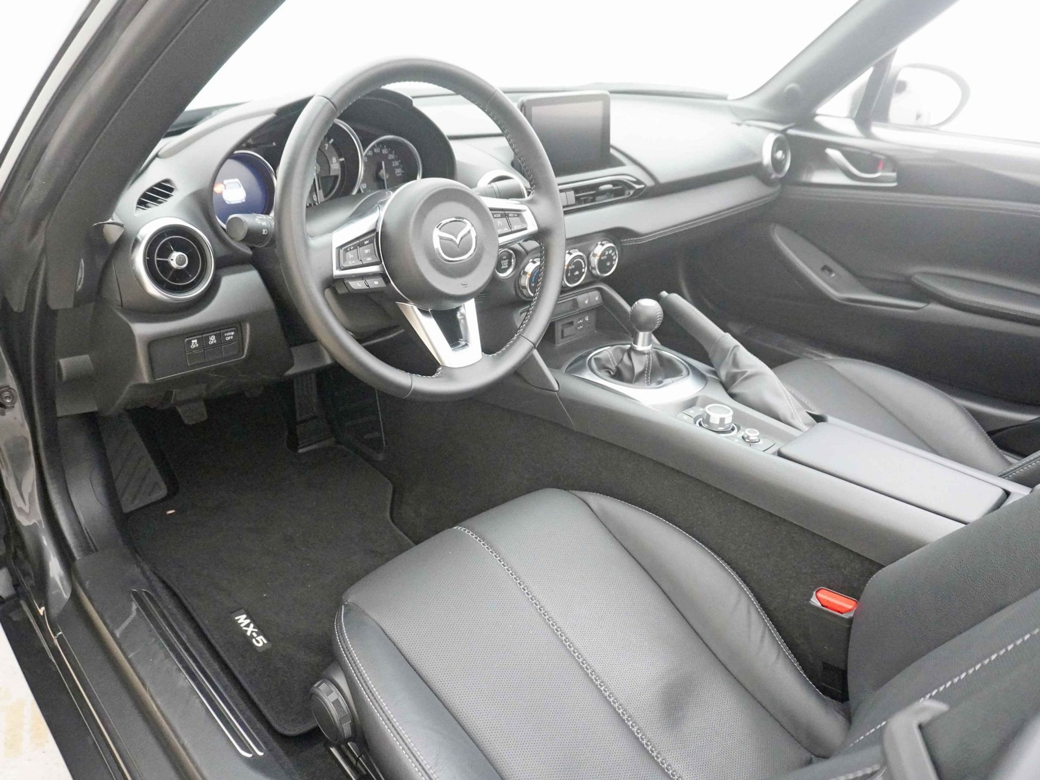 listing desktop thumbnail image 7