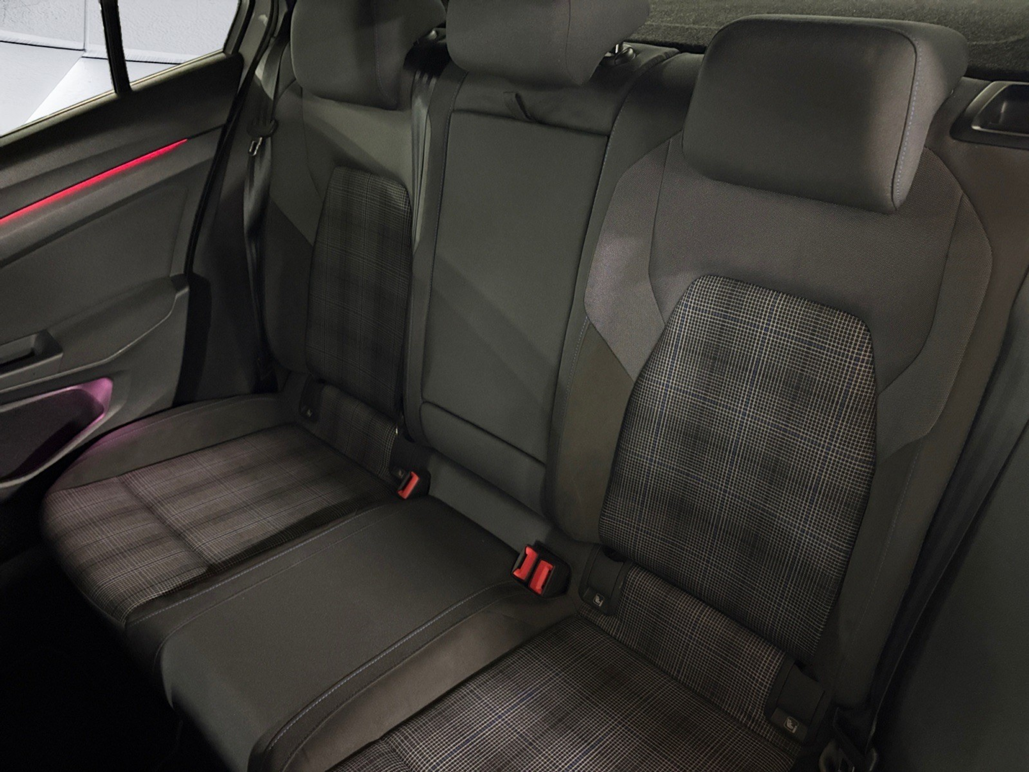 listing desktop thumbnail image 14